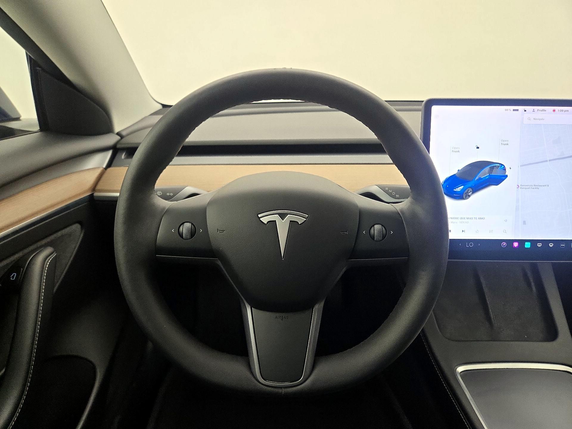 Thumbnail: 2022 Tesla Model 3 - 10