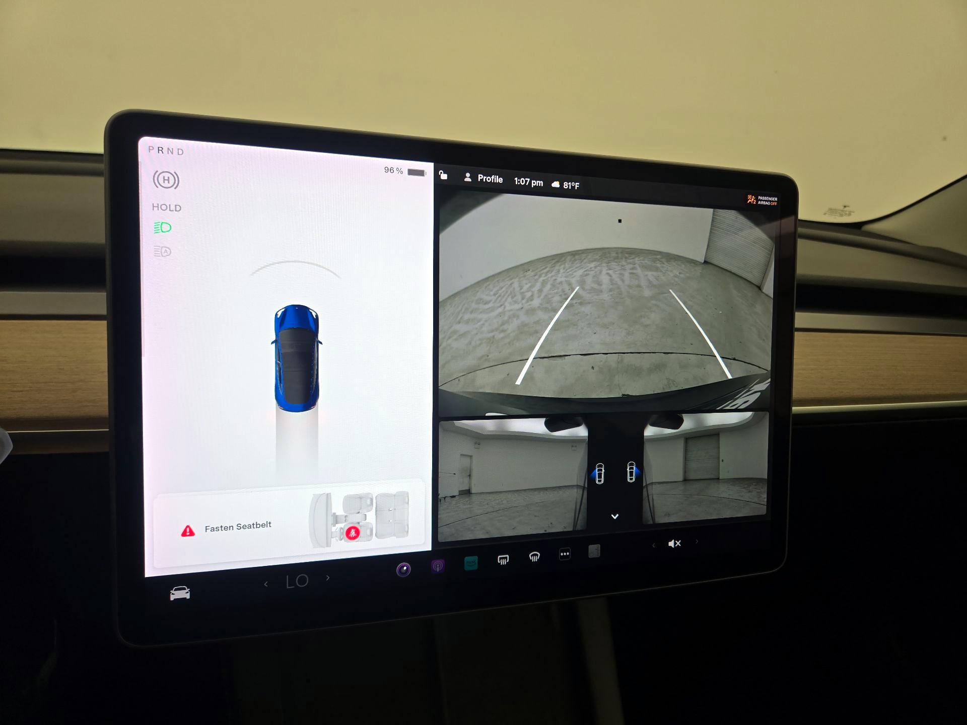 Thumbnail: 2022 Tesla Model 3 - 14