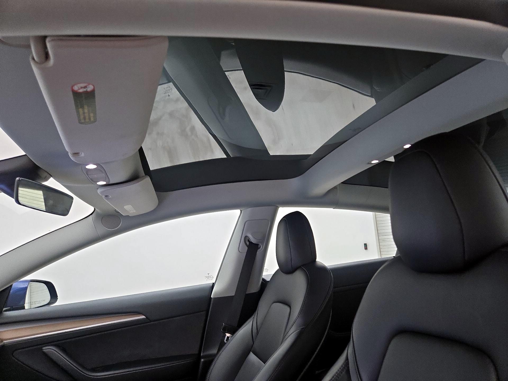 Thumbnail: 2022 Tesla Model 3 - 19