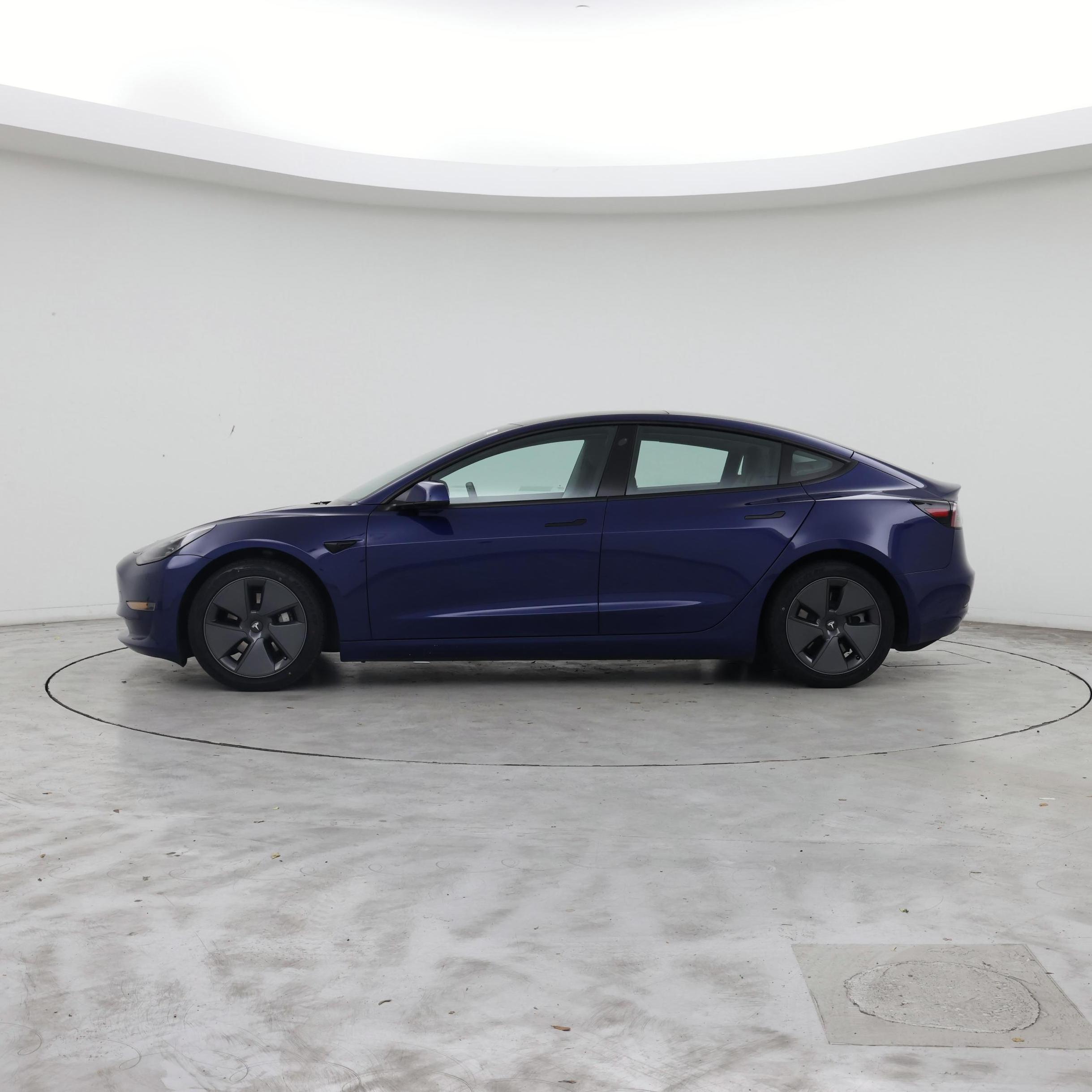 Thumbnail: 2022 Tesla Model 3 - 3