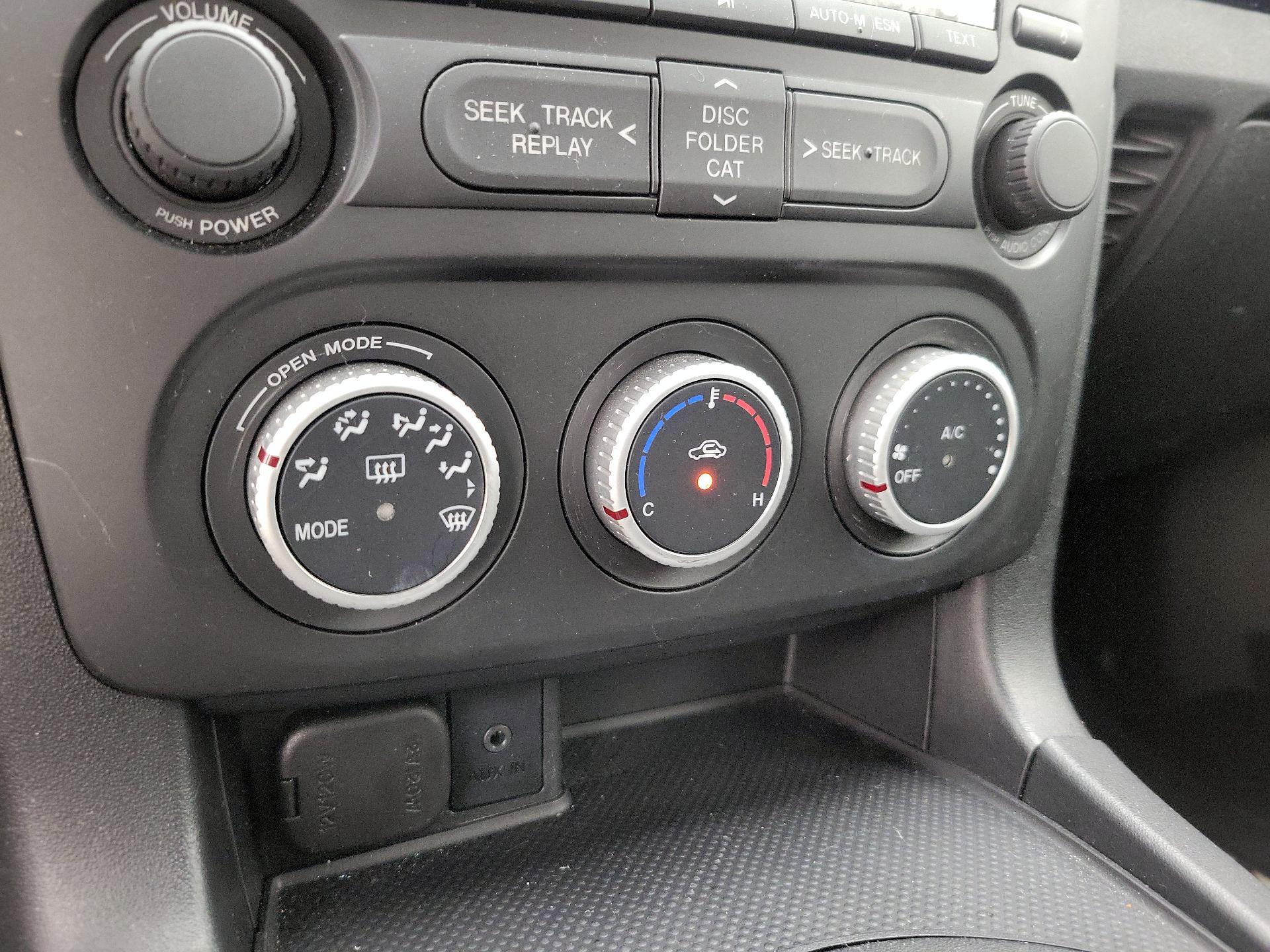 Thumbnail: 2015 Mazda MX-5 Miata - 15