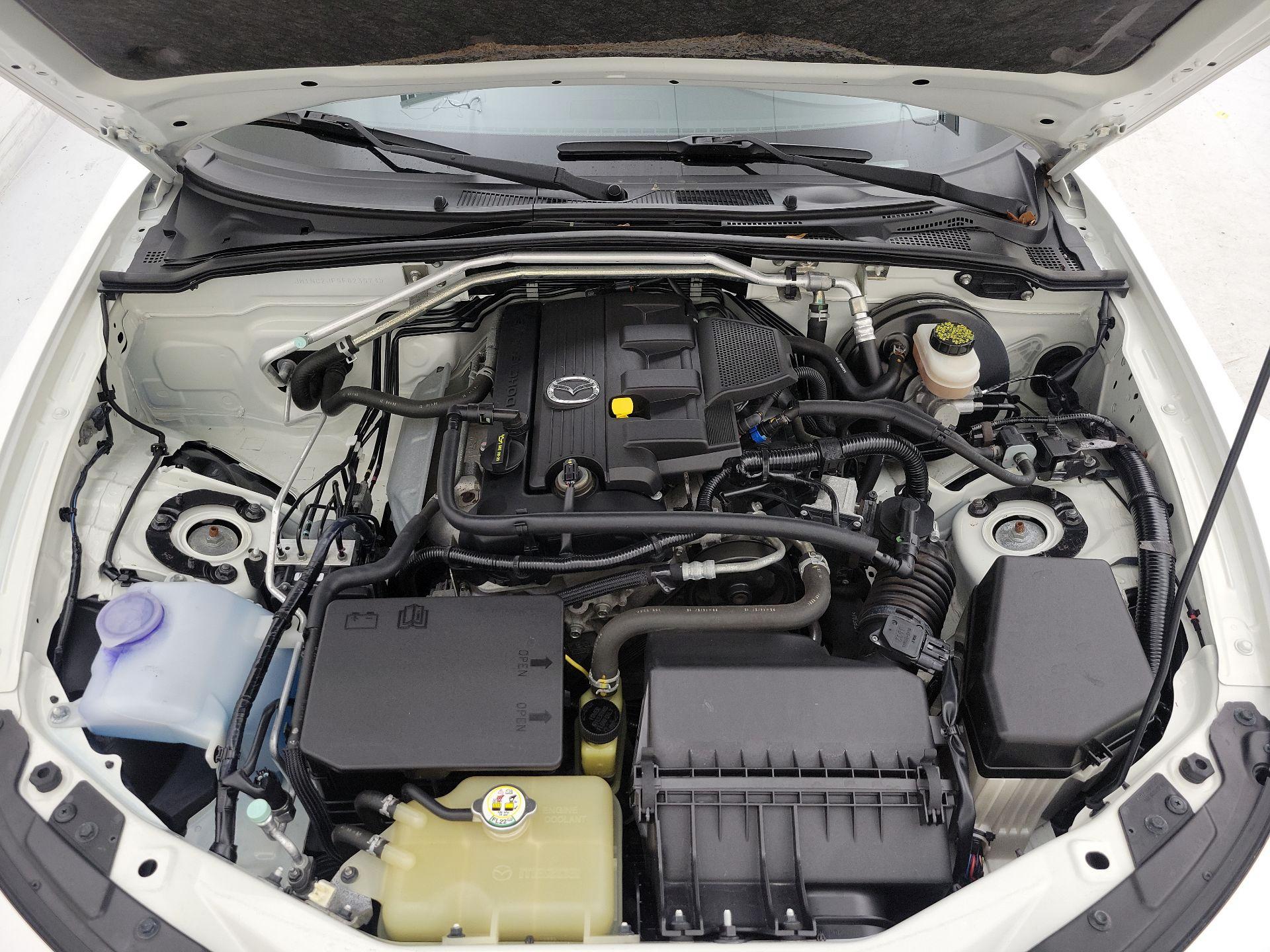 Thumbnail: 2015 Mazda MX-5 Miata - 19