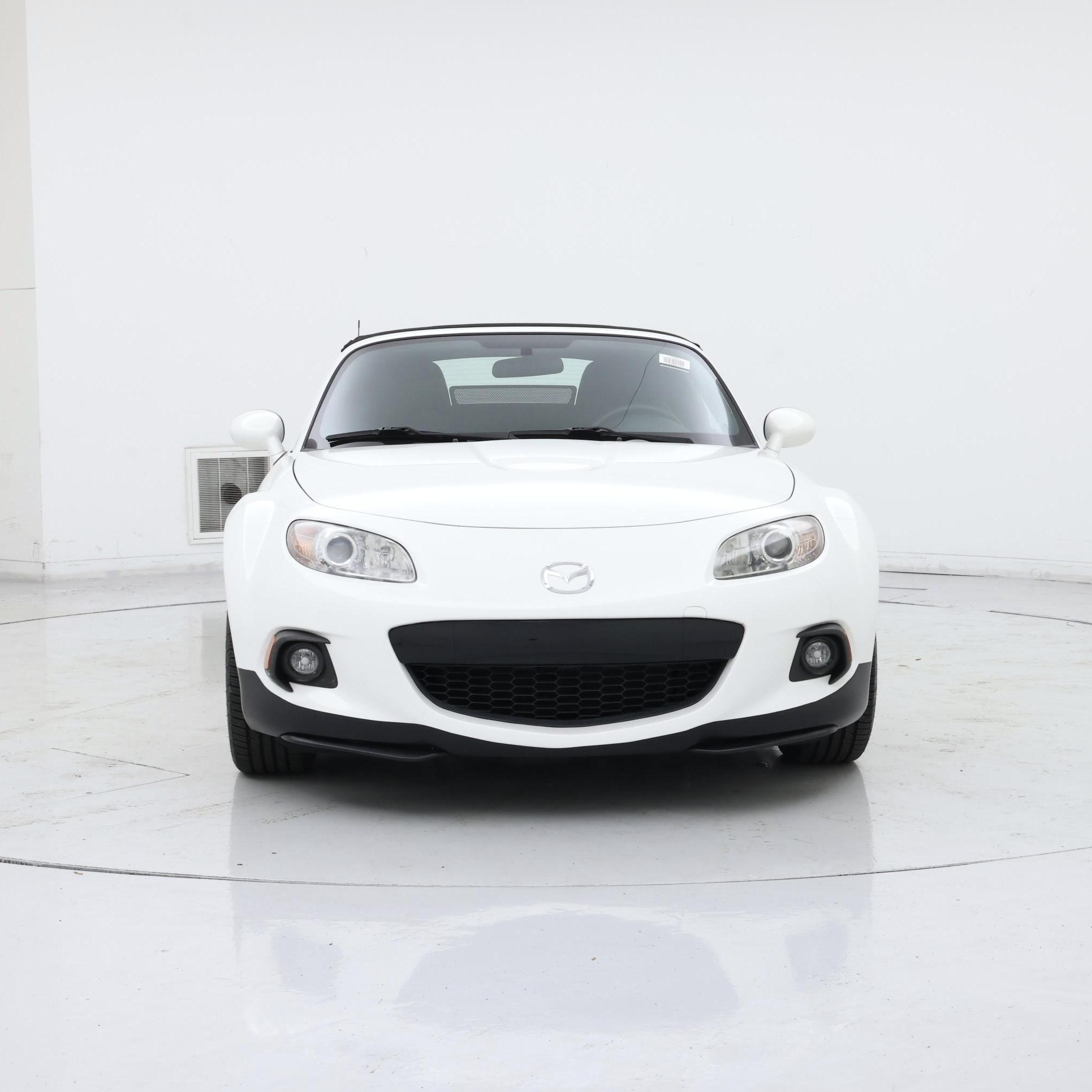 Thumbnail: 2015 Mazda MX-5 Miata - 5