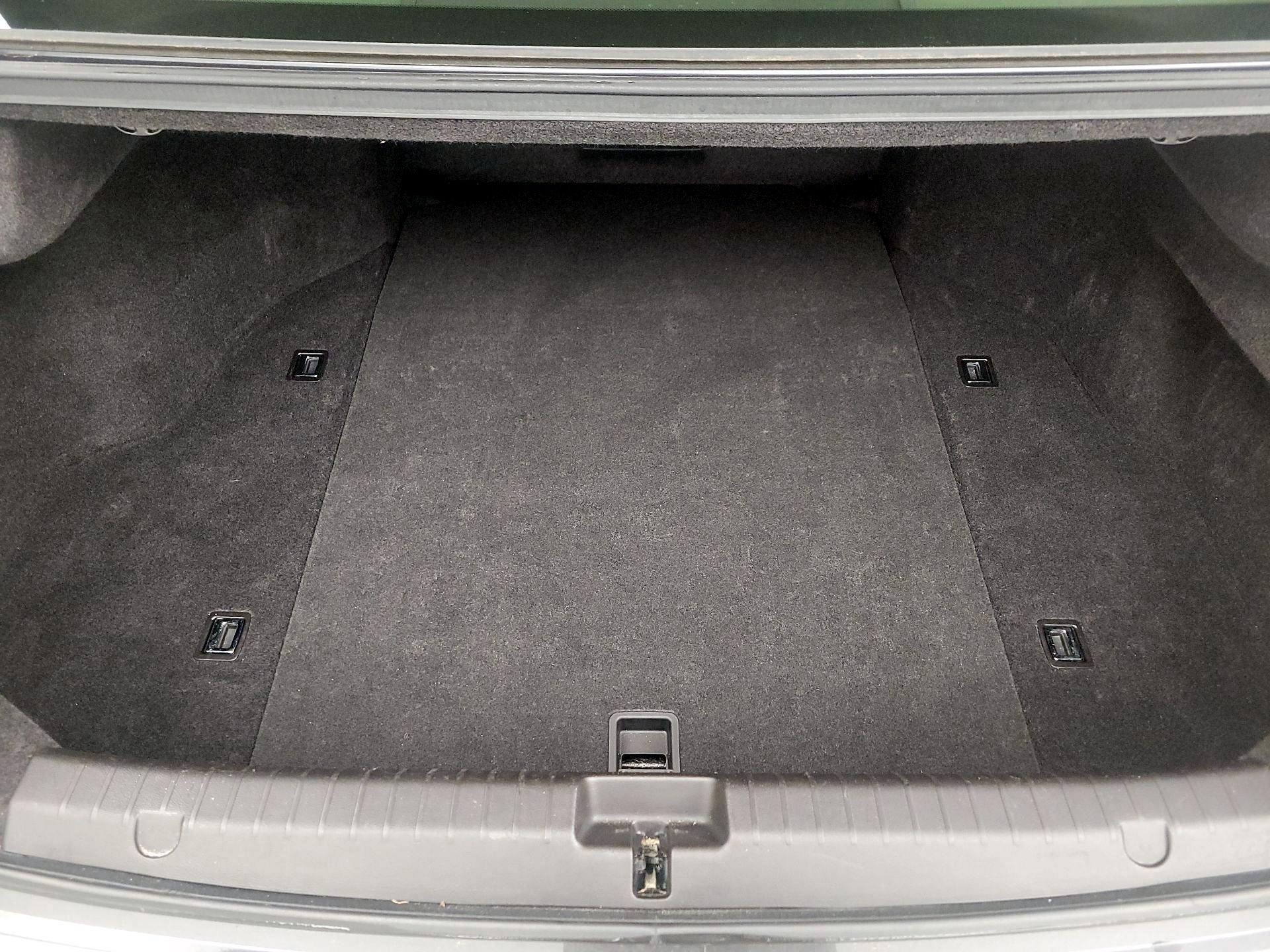 Thumbnail: 2014 Acura RLX - 20