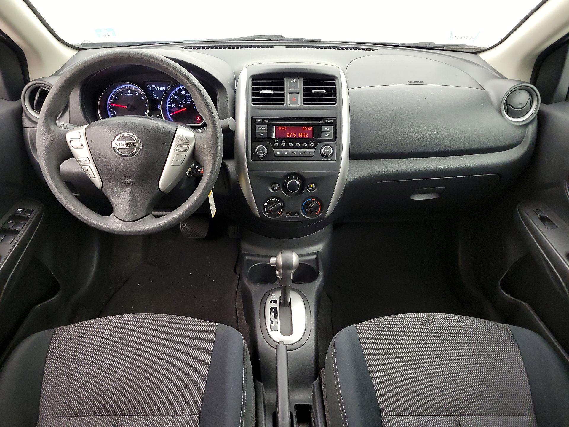 Thumbnail: 2016 Nissan Versa - 9