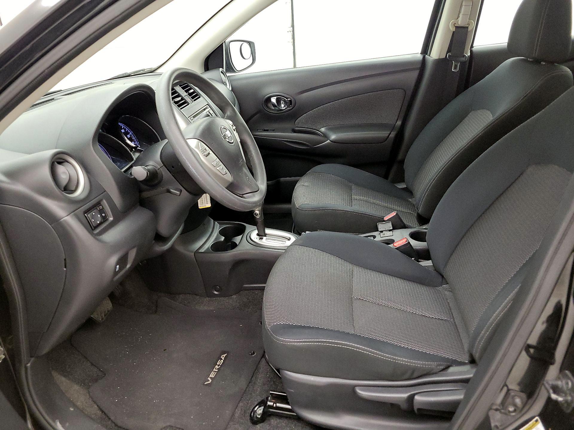 Thumbnail: 2016 Nissan Versa - 11