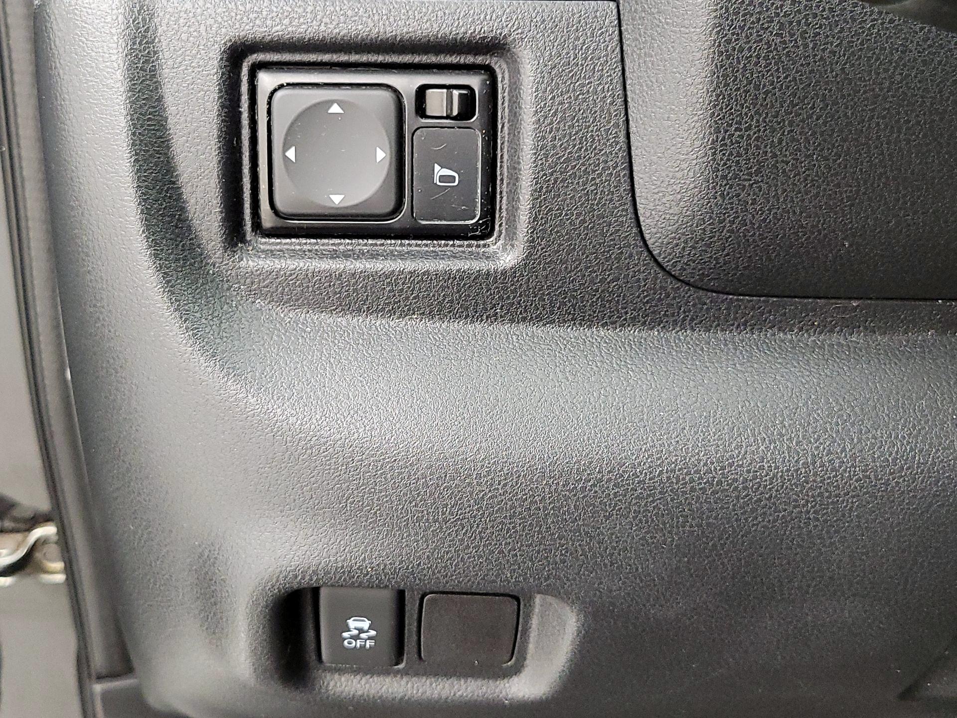 Thumbnail: 2016 Nissan Versa - 13