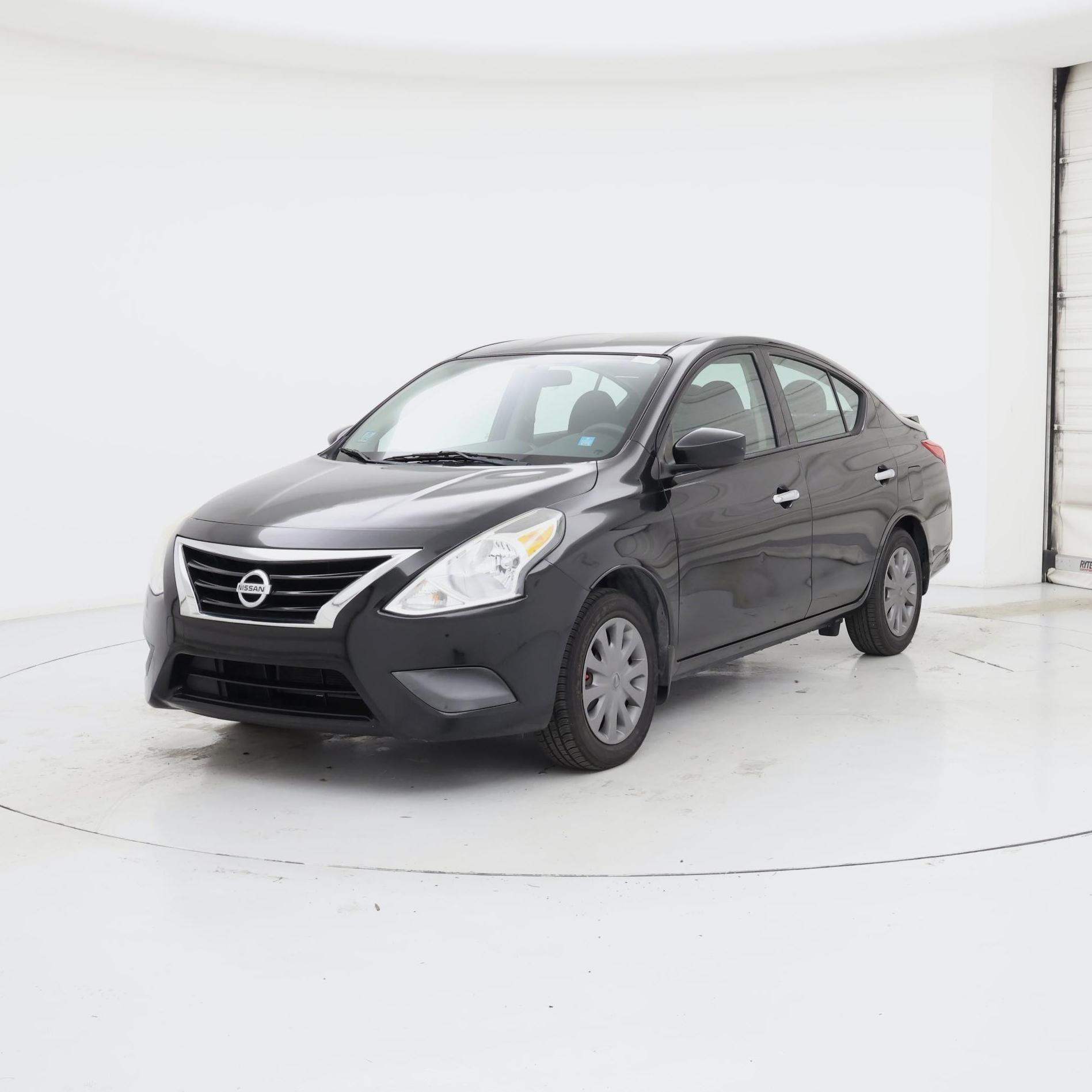 Thumbnail: 2016 Nissan Versa - 4