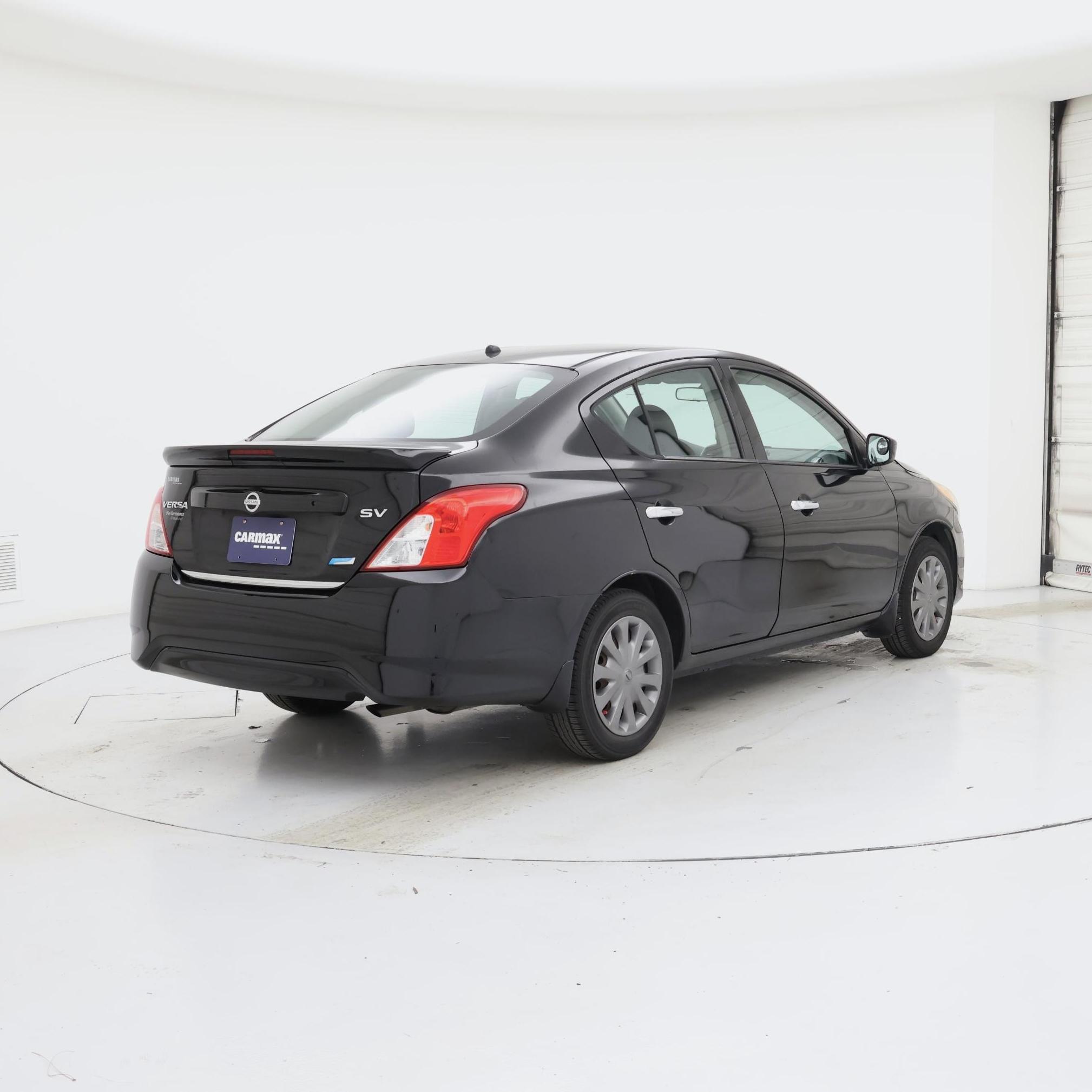 Thumbnail: 2016 Nissan Versa - 8