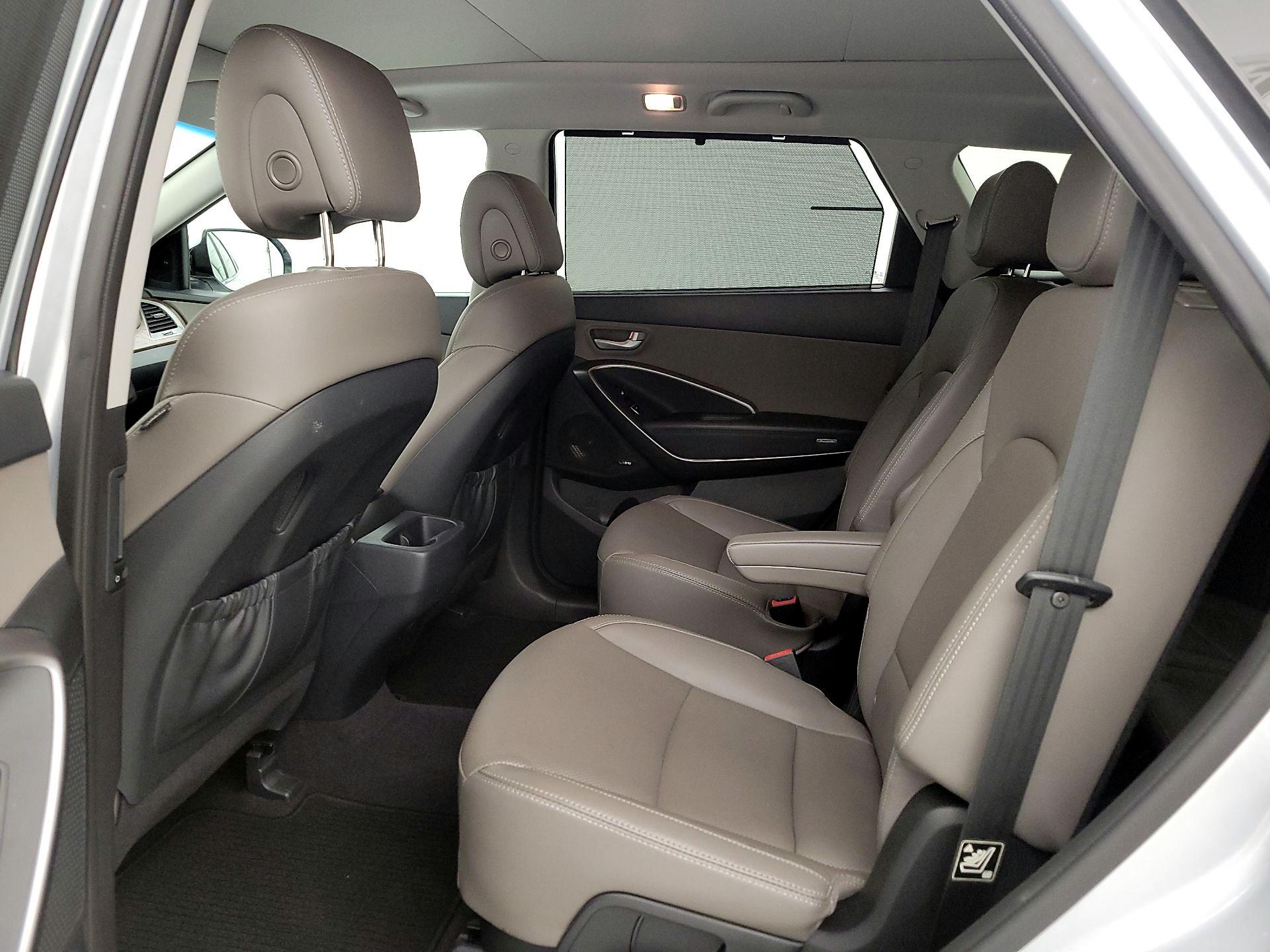 Thumbnail: 2017 Hyundai Santa Fe - 18