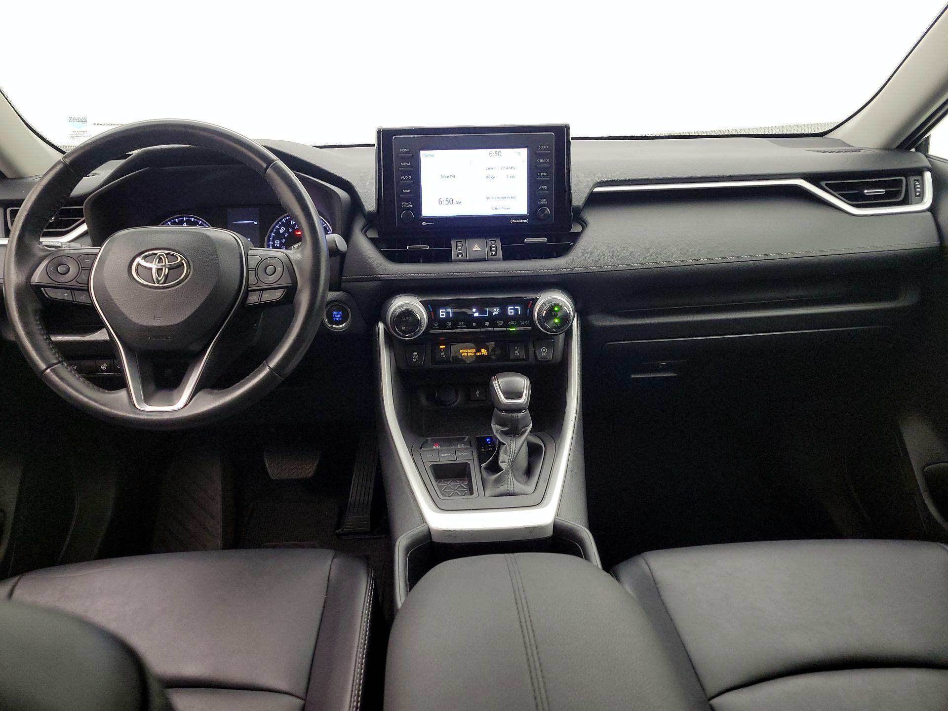 Thumbnail: 2022 Toyota RAV4 - 9