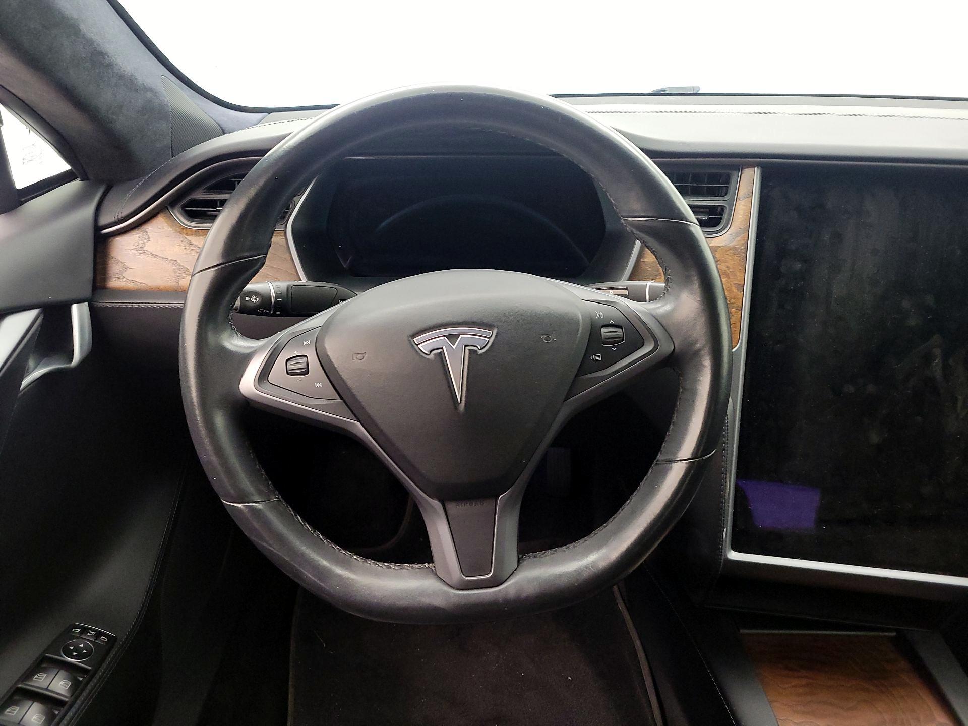 Thumbnail: 2019 Tesla Model S - 10