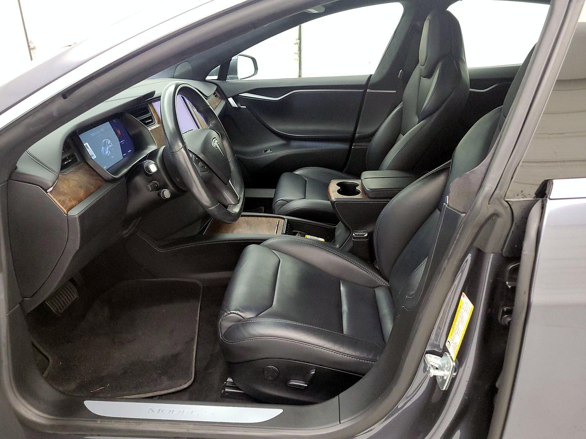 Thumbnail: 2019 Tesla Model S - 11