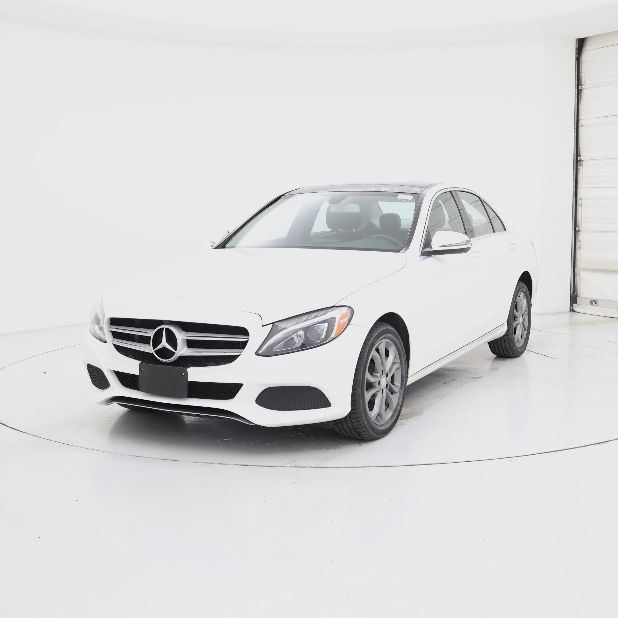 Thumbnail: 2016 Mercedes-Benz C-Class - 4