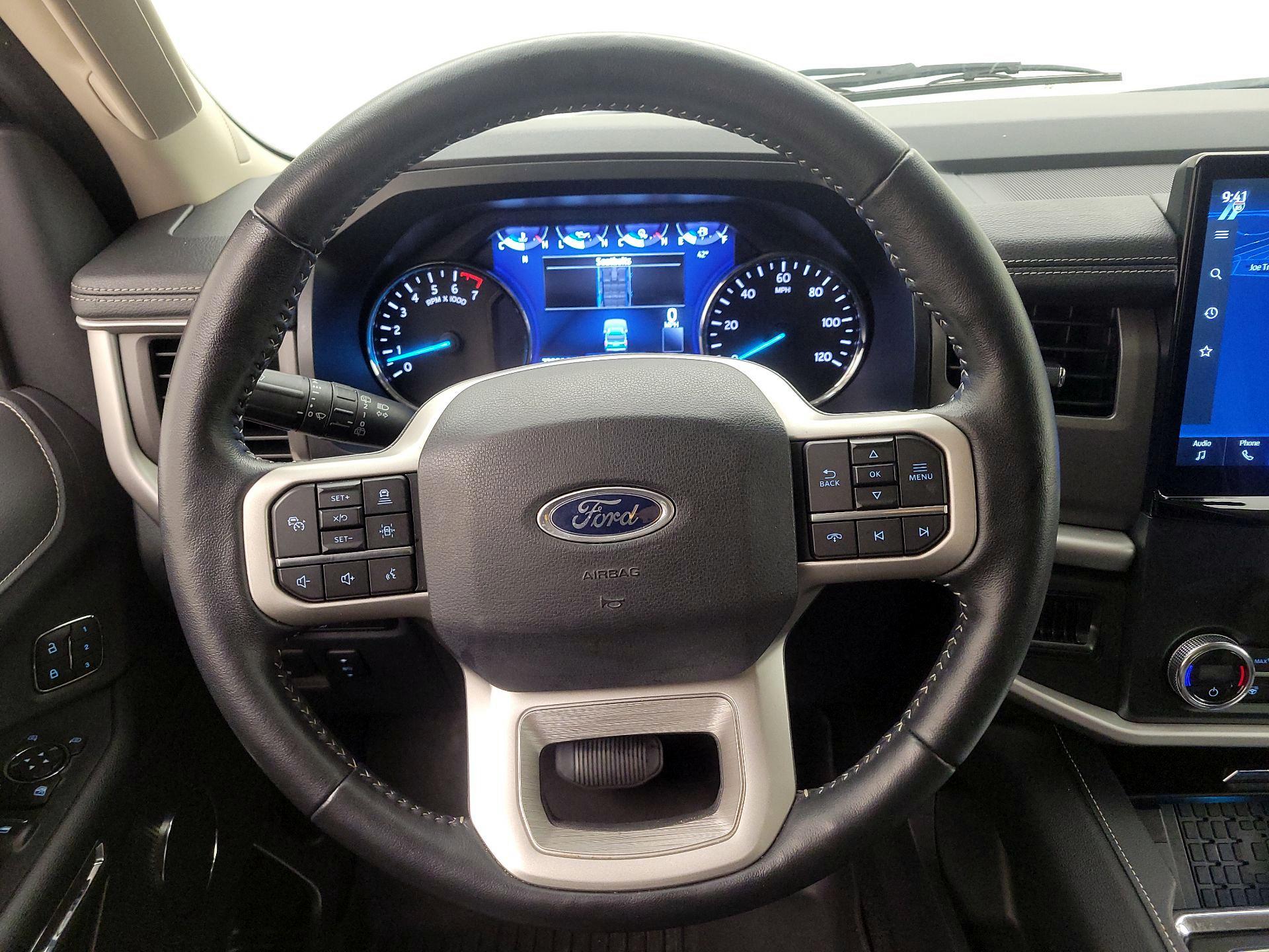 Thumbnail: 2022 Ford Expedition - 10