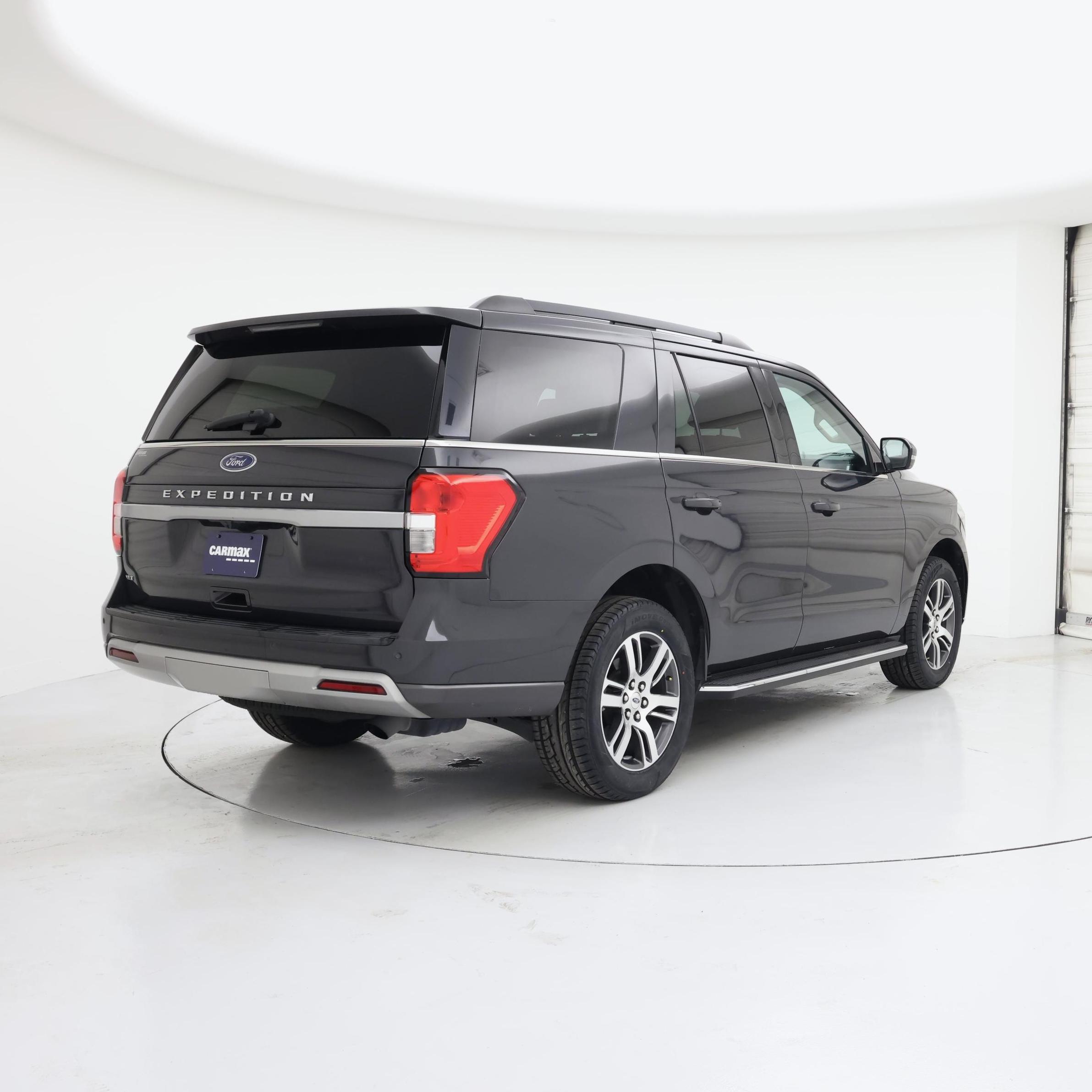 Thumbnail: 2022 Ford Expedition - 8