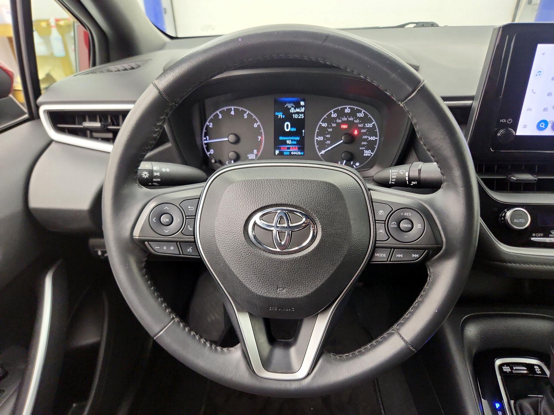 Thumbnail: 2023 Toyota Corolla - 10