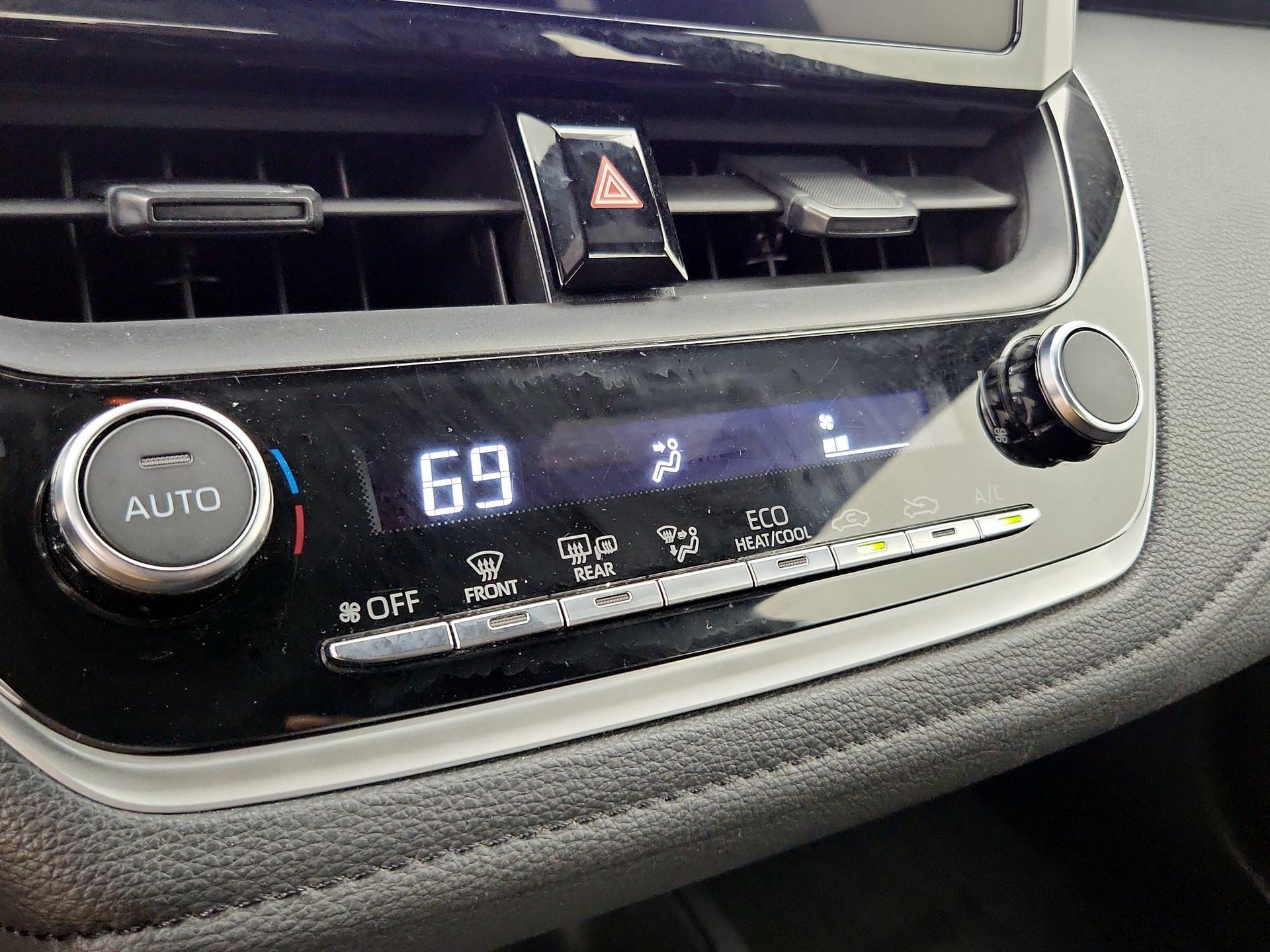 Thumbnail: 2023 Toyota Corolla - 16