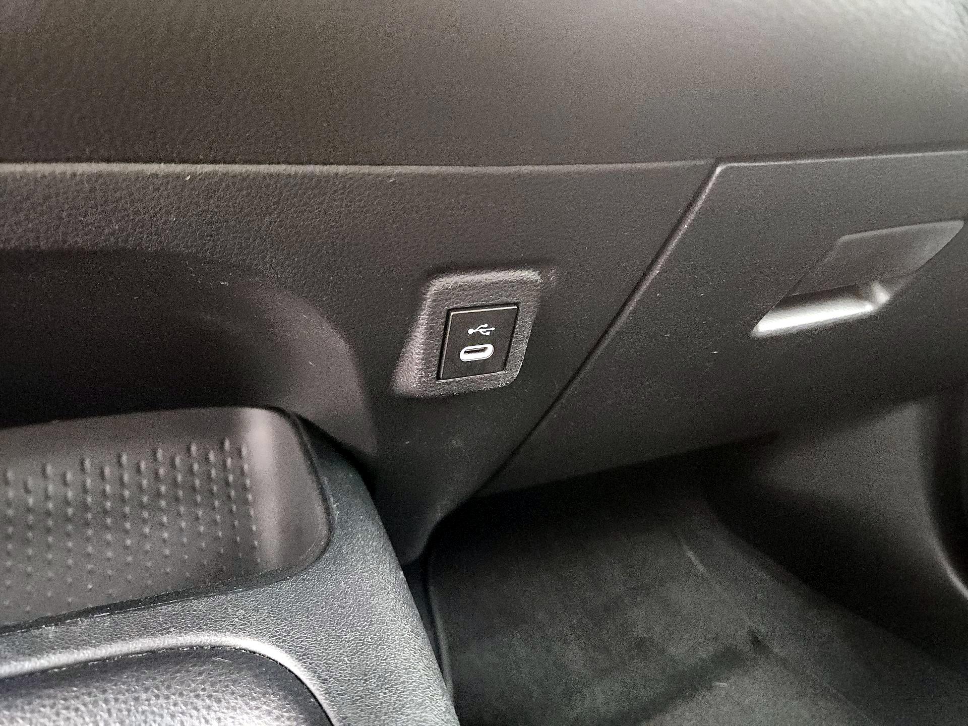 Thumbnail: 2023 Toyota Corolla - 18