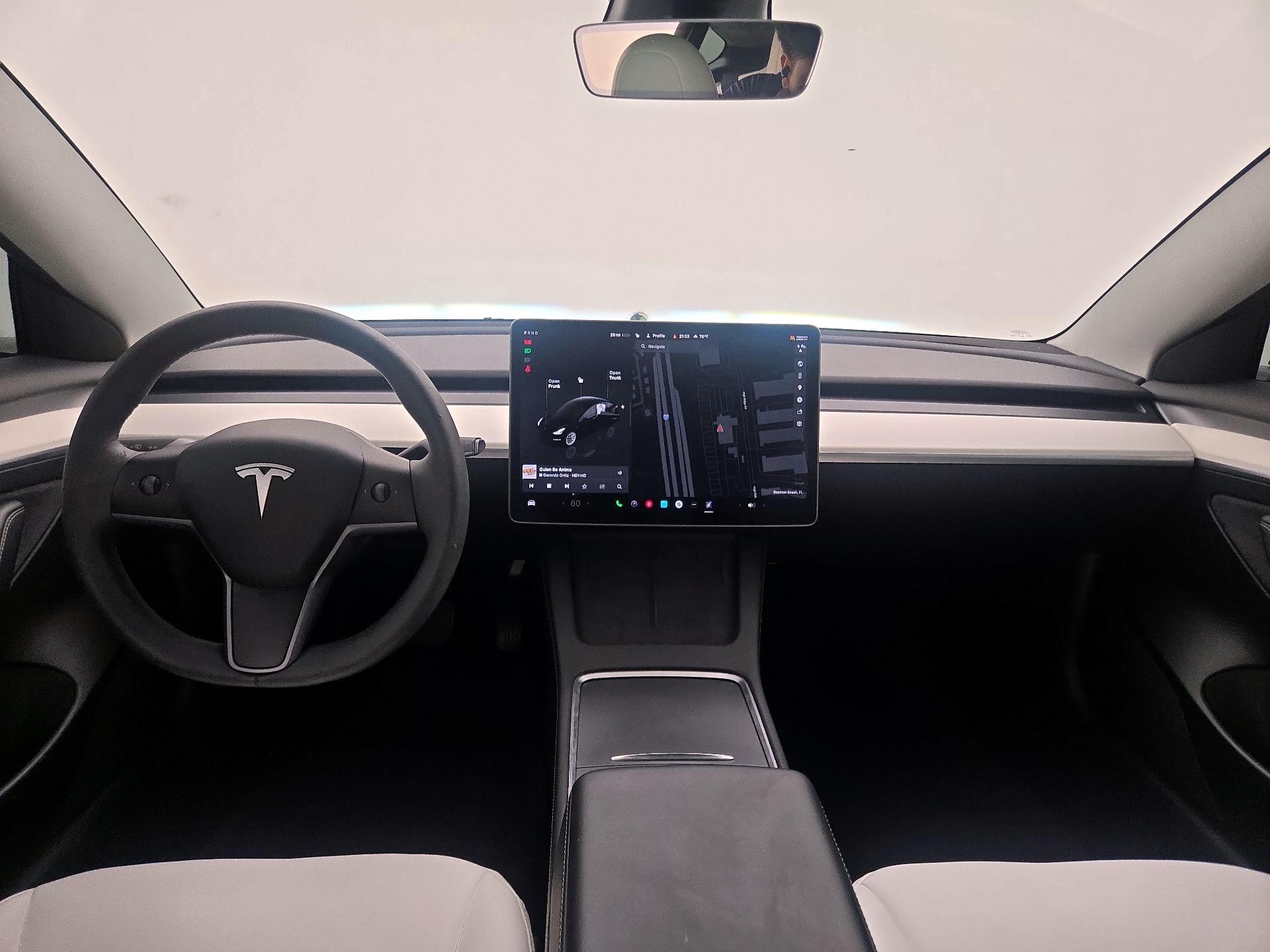 Thumbnail: 2023 Tesla Model 3 - 9