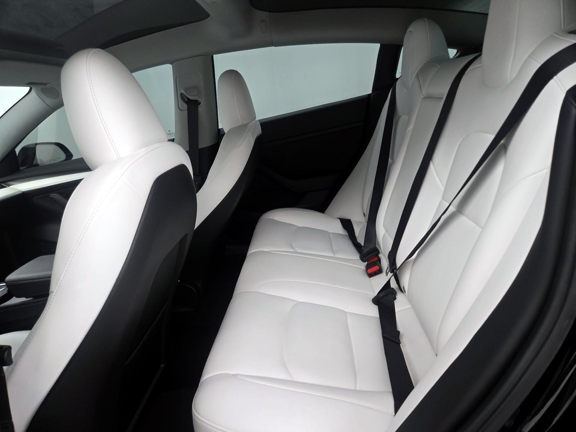 Thumbnail: 2023 Tesla Model 3 - 20