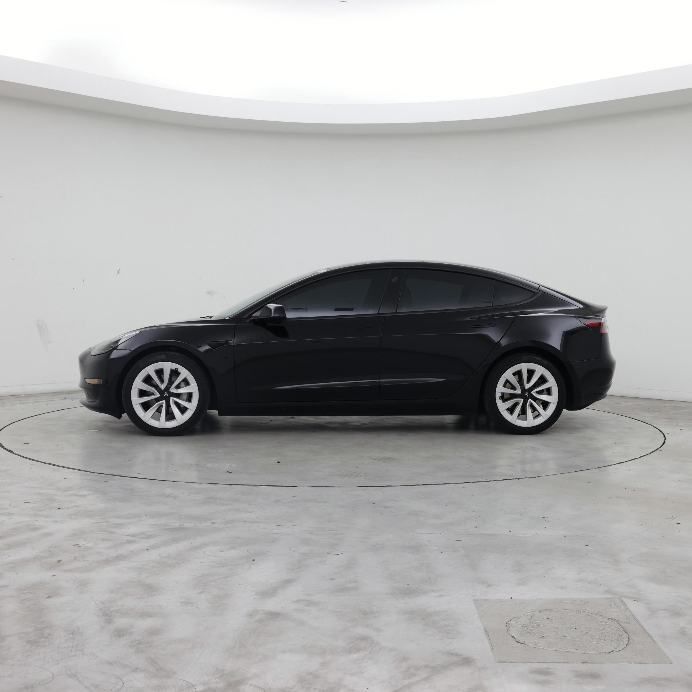 Thumbnail: 2023 Tesla Model 3 - 3