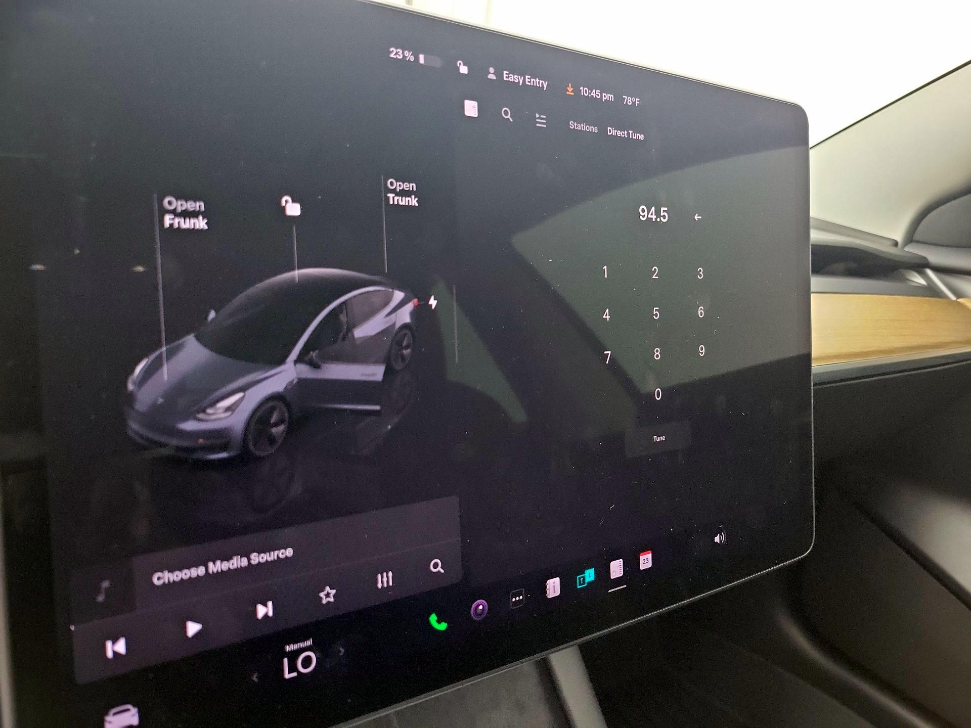 Thumbnail: 2023 Tesla Model 3 - 14