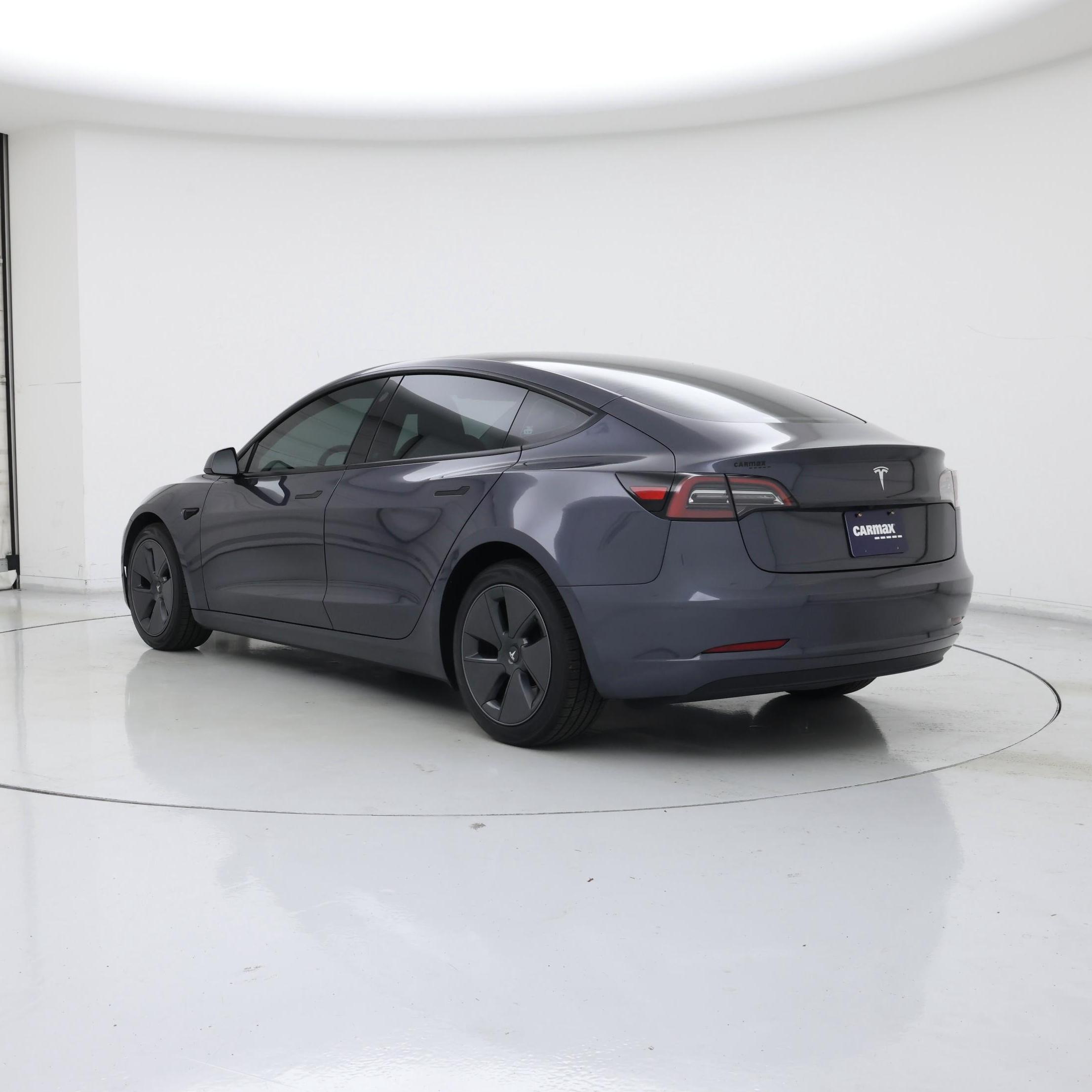 Thumbnail: 2023 Tesla Model 3 - 2