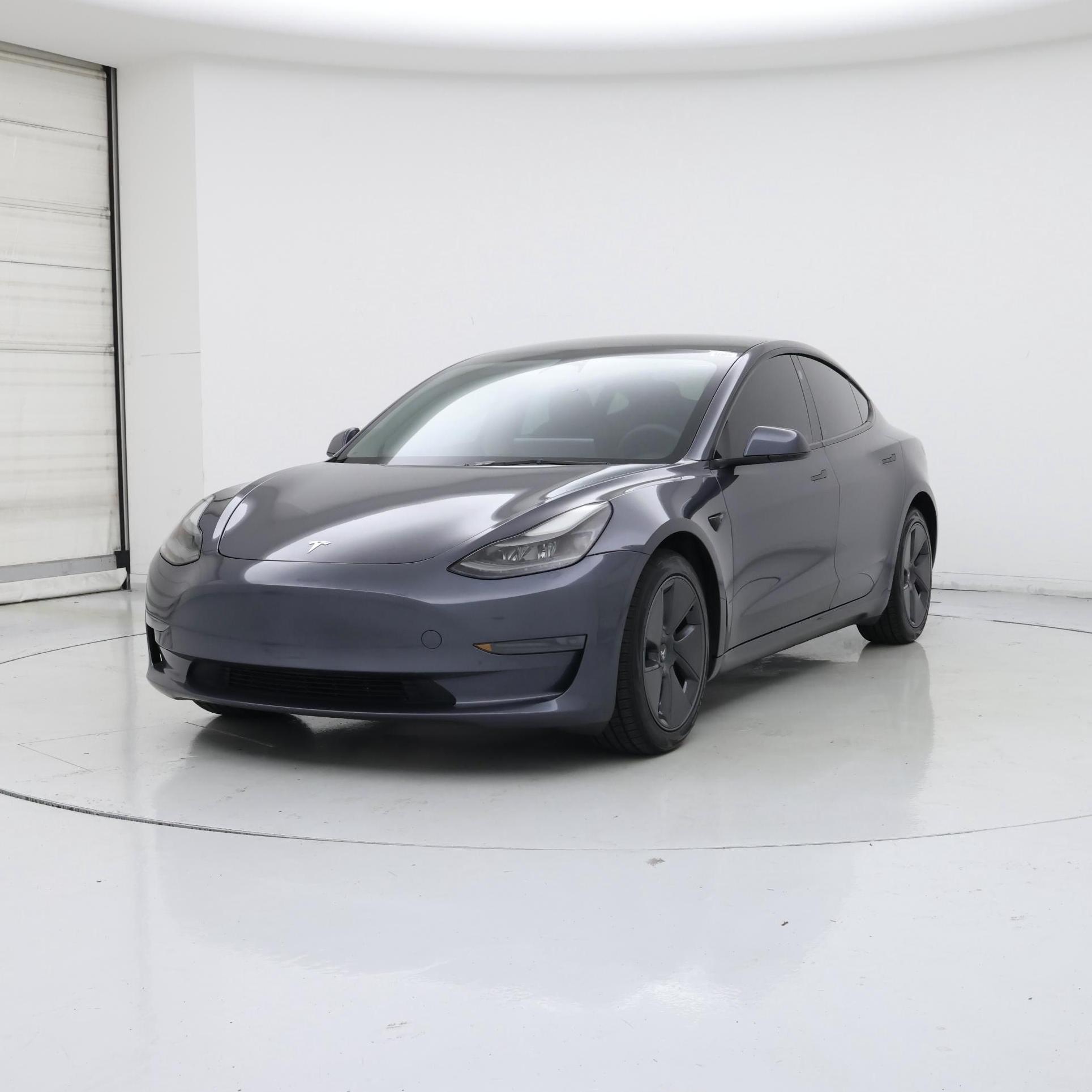 Thumbnail: 2023 Tesla Model 3 - 4