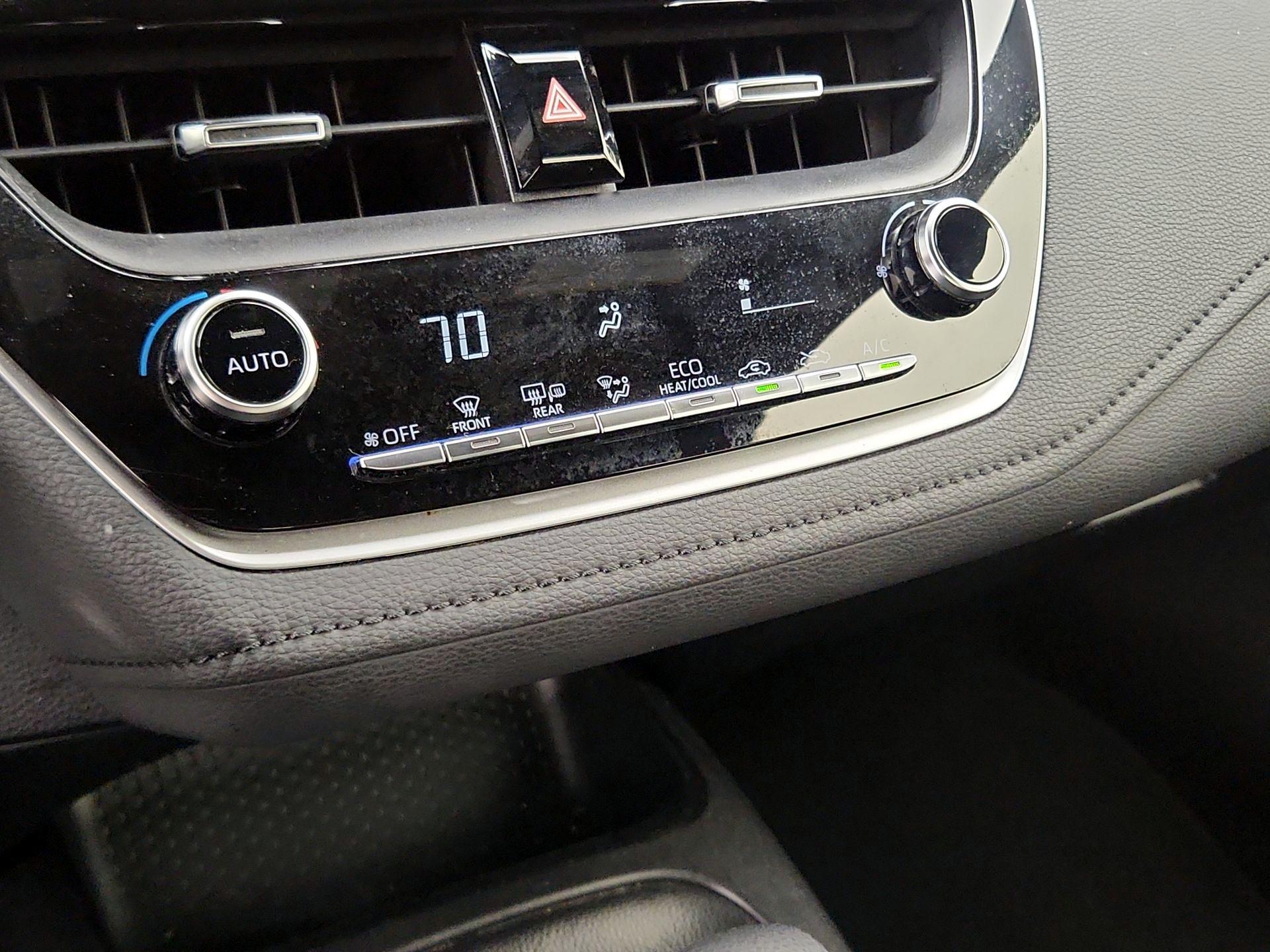 Thumbnail: 2022 Toyota Corolla - 16