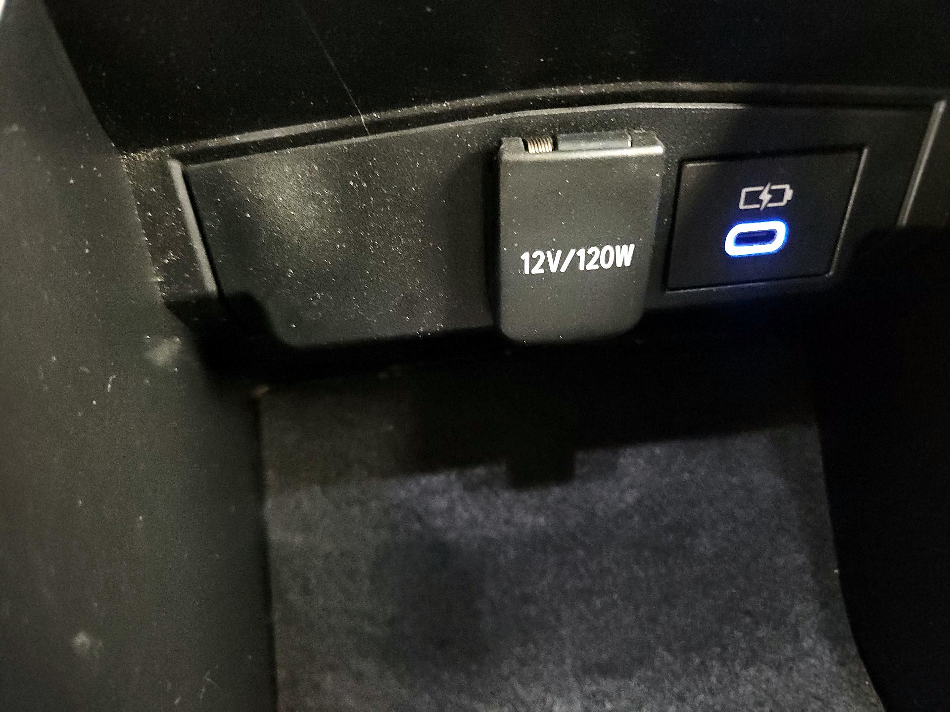 Thumbnail: 2022 Toyota Corolla - 18