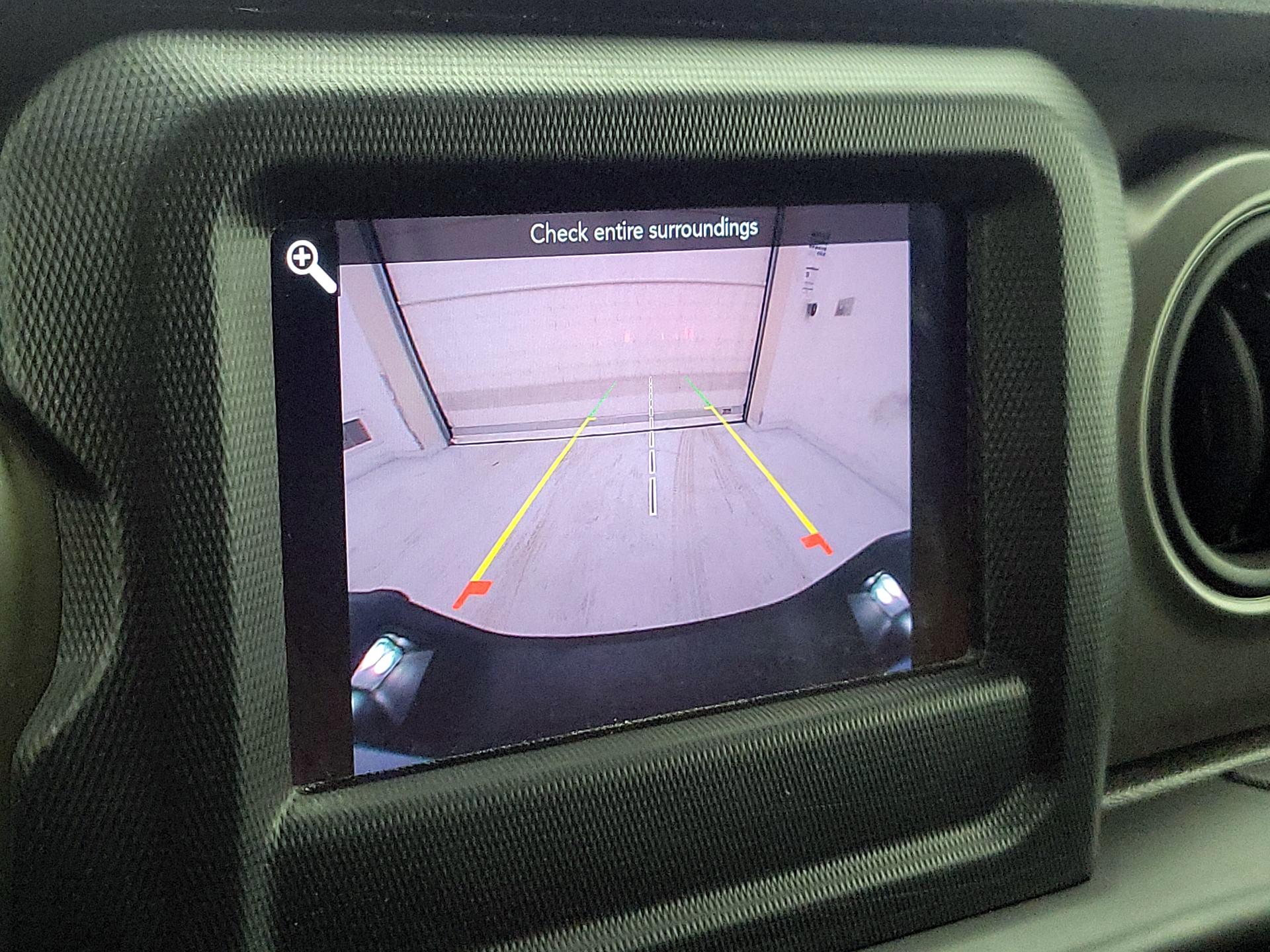 Thumbnail: 2021 Jeep Gladiator - 14