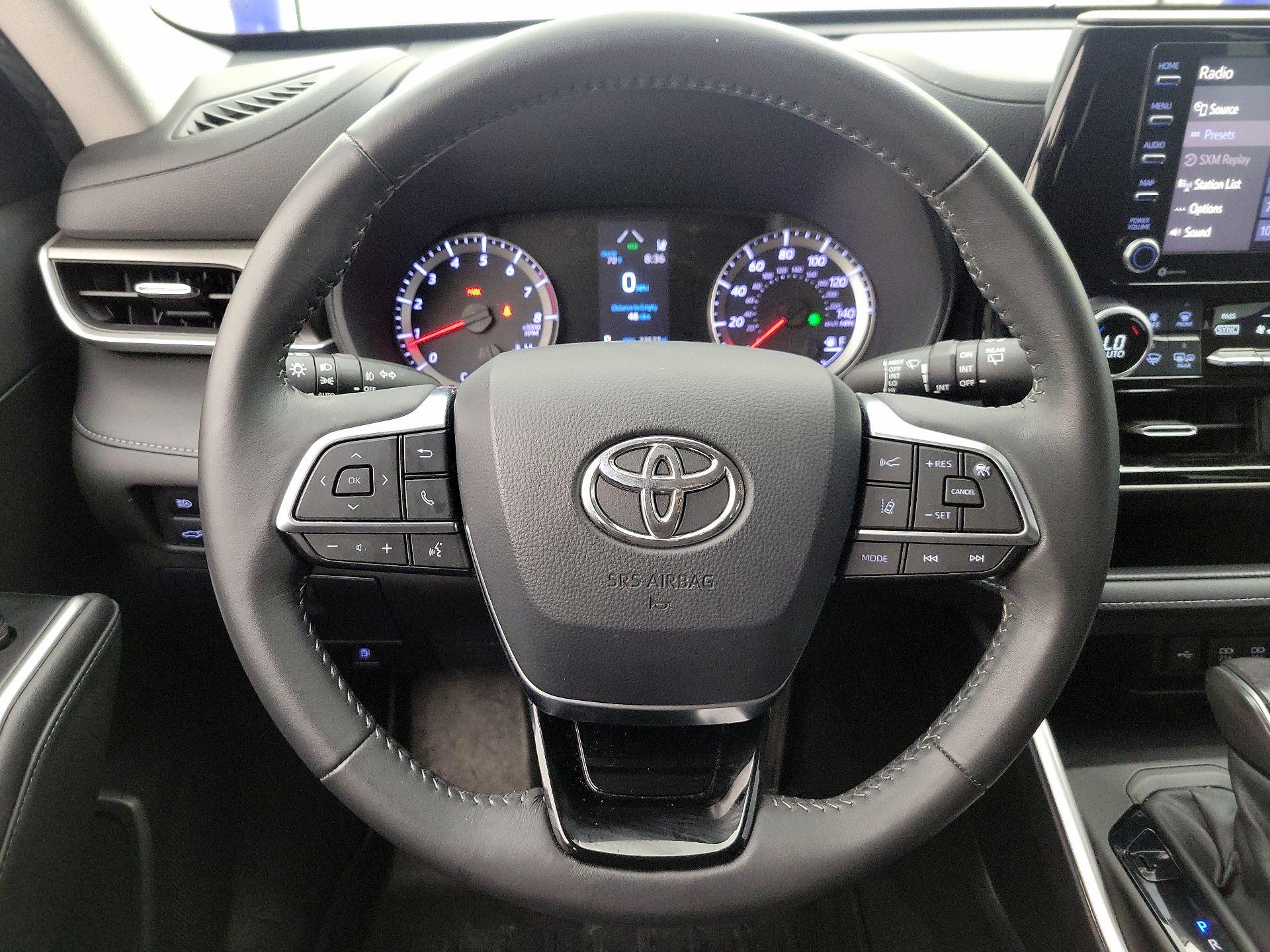 Thumbnail: 2020 Toyota Highlander - 10