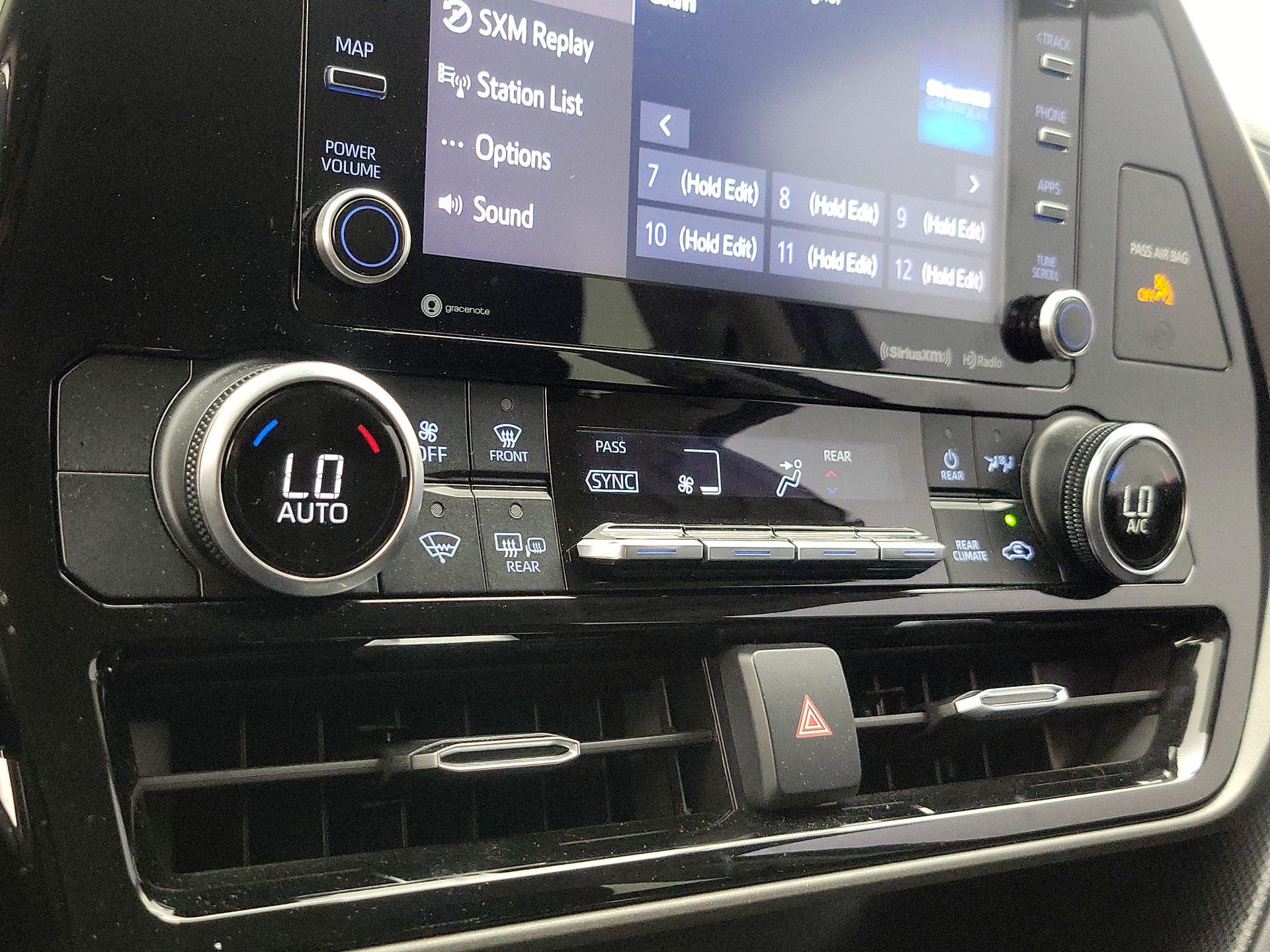 Thumbnail: 2020 Toyota Highlander - 16