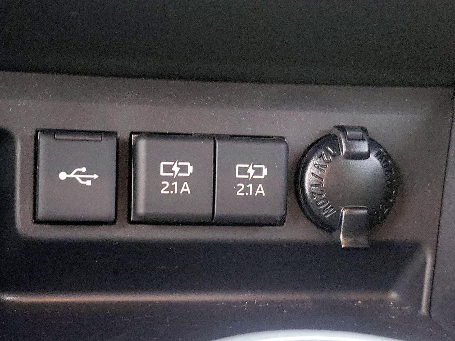 Thumbnail: 2020 Toyota Highlander - 18