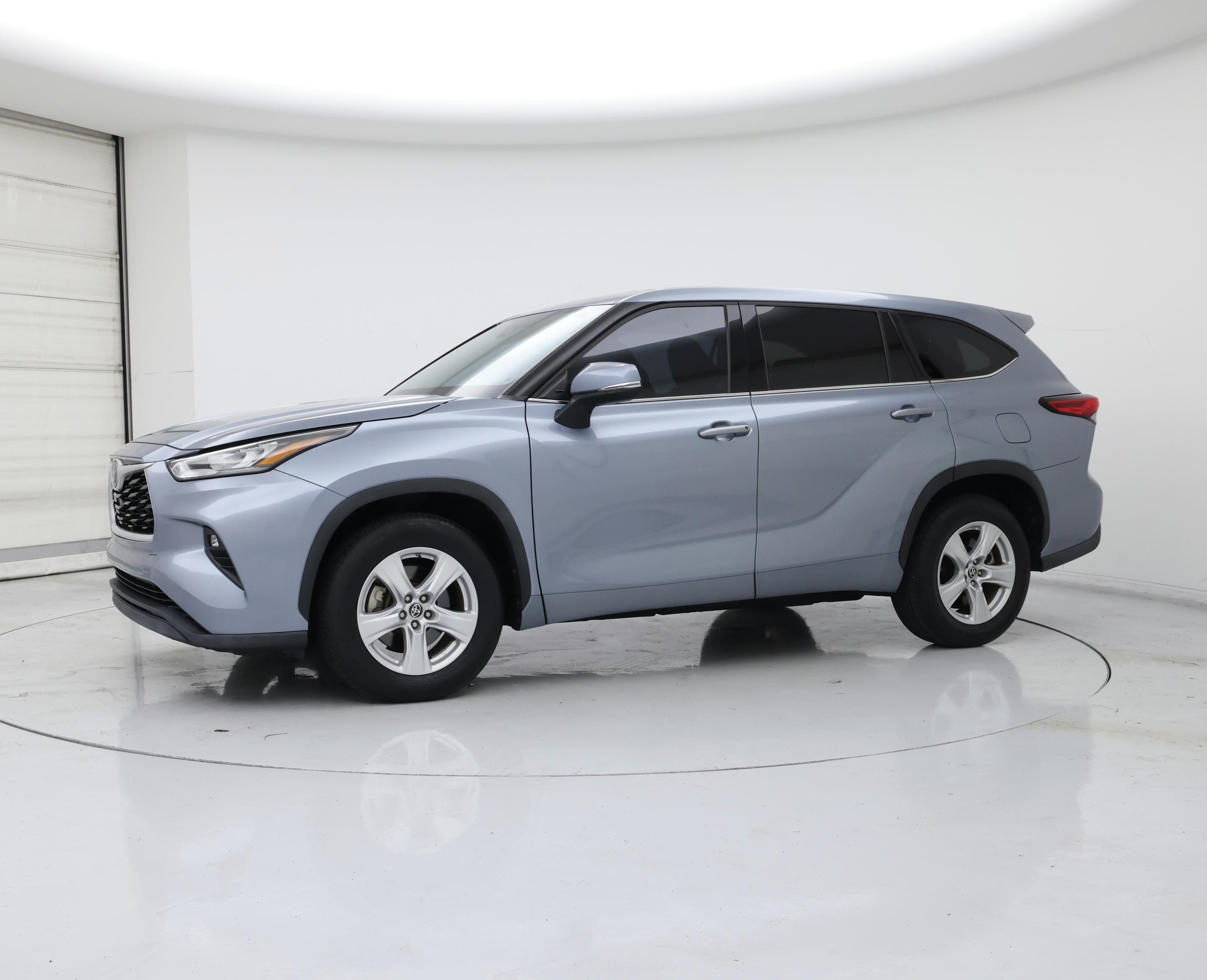 Thumbnail: 2020 Toyota Highlander - 4