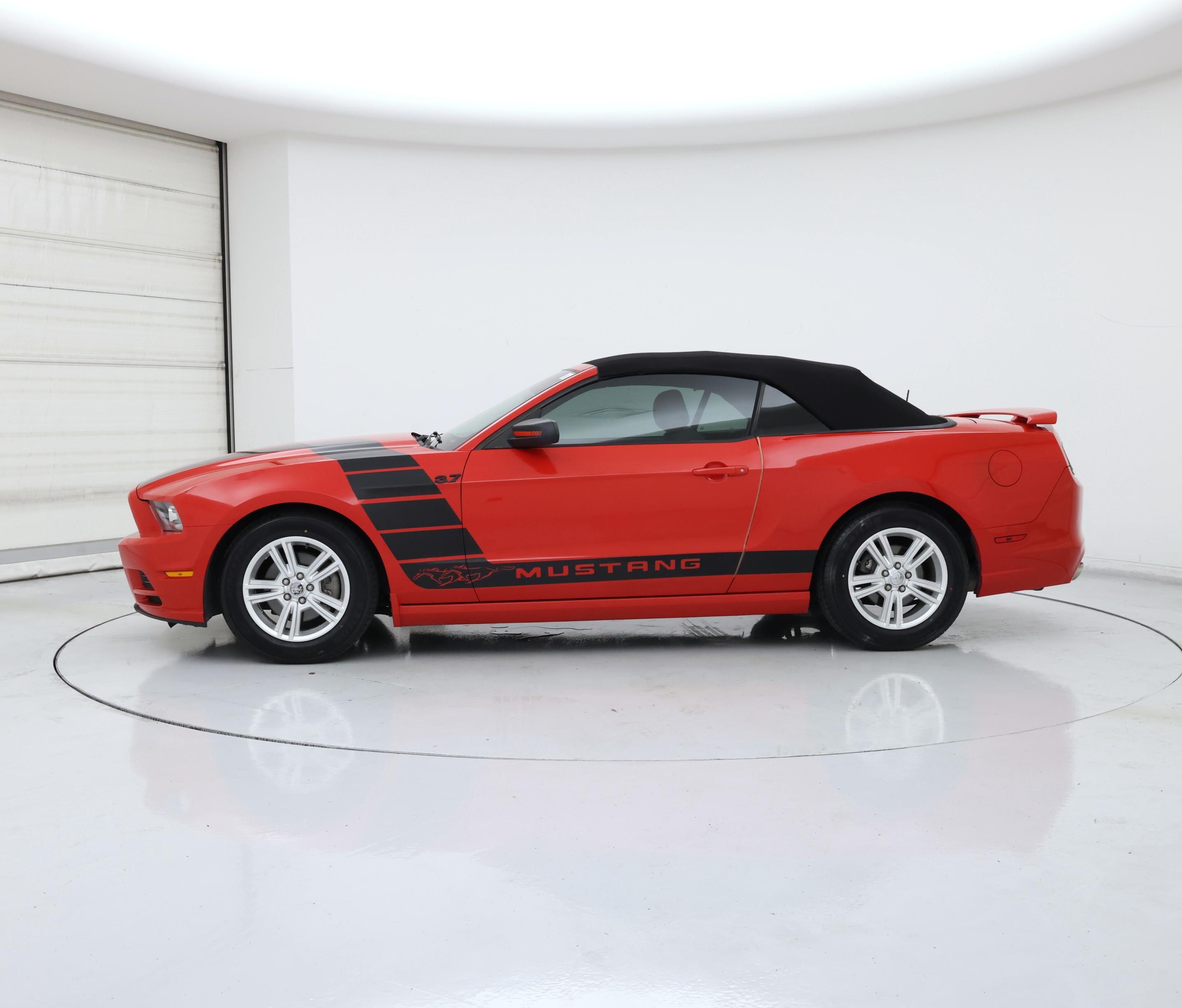 Thumbnail: 2014 Ford Mustang - 3