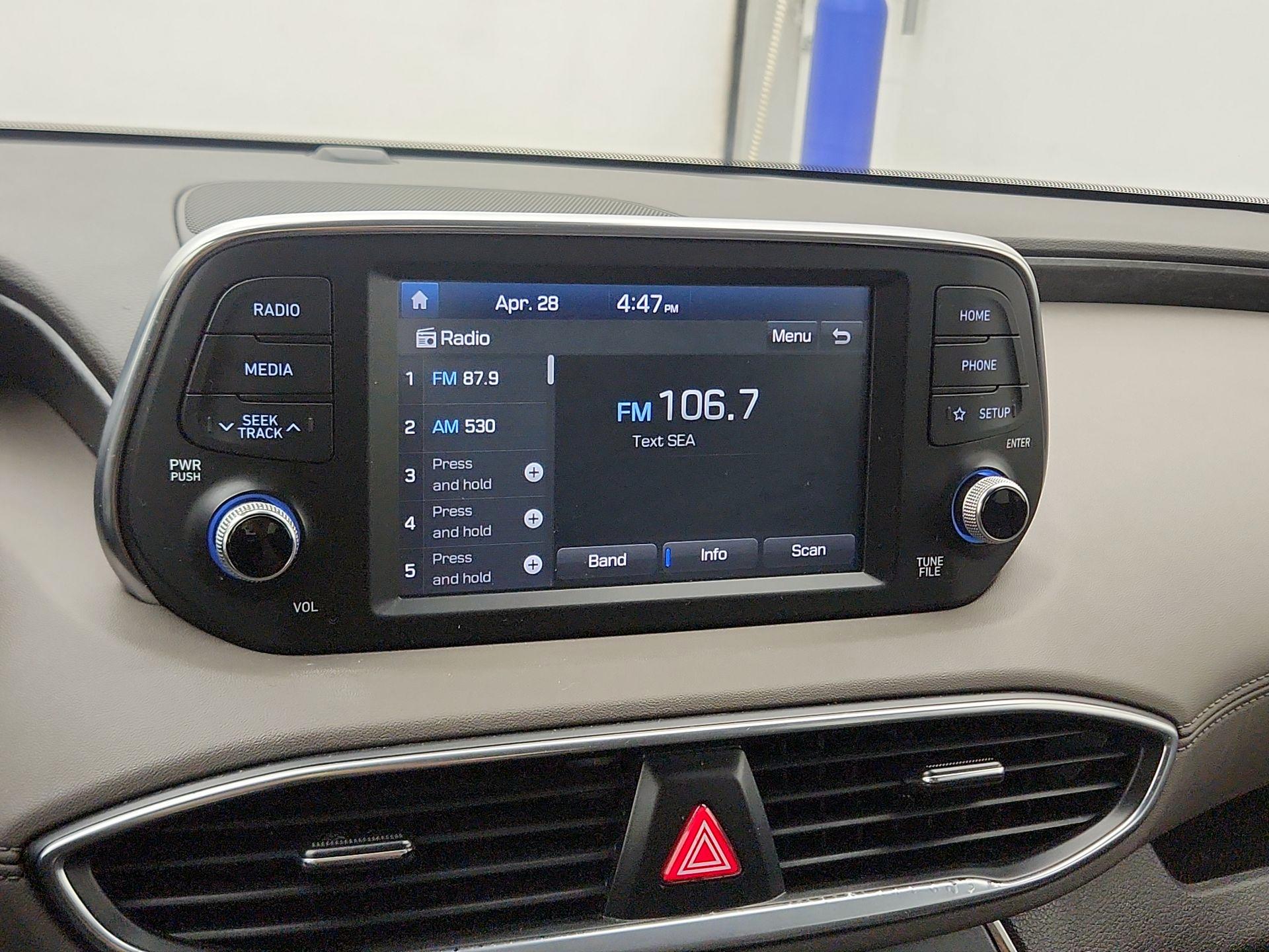 Thumbnail: 2019 Hyundai Santa Fe - 15