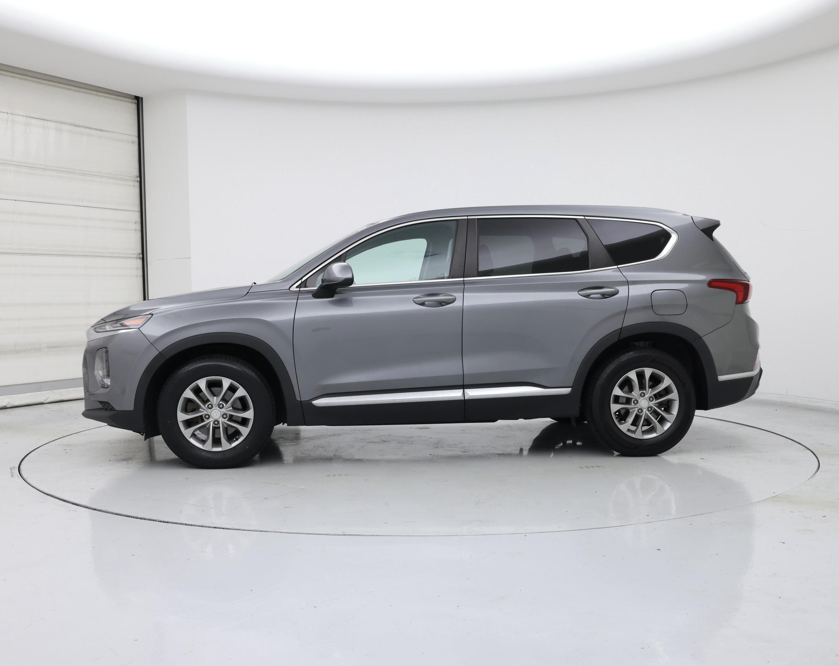 Thumbnail: 2019 Hyundai Santa Fe - 3