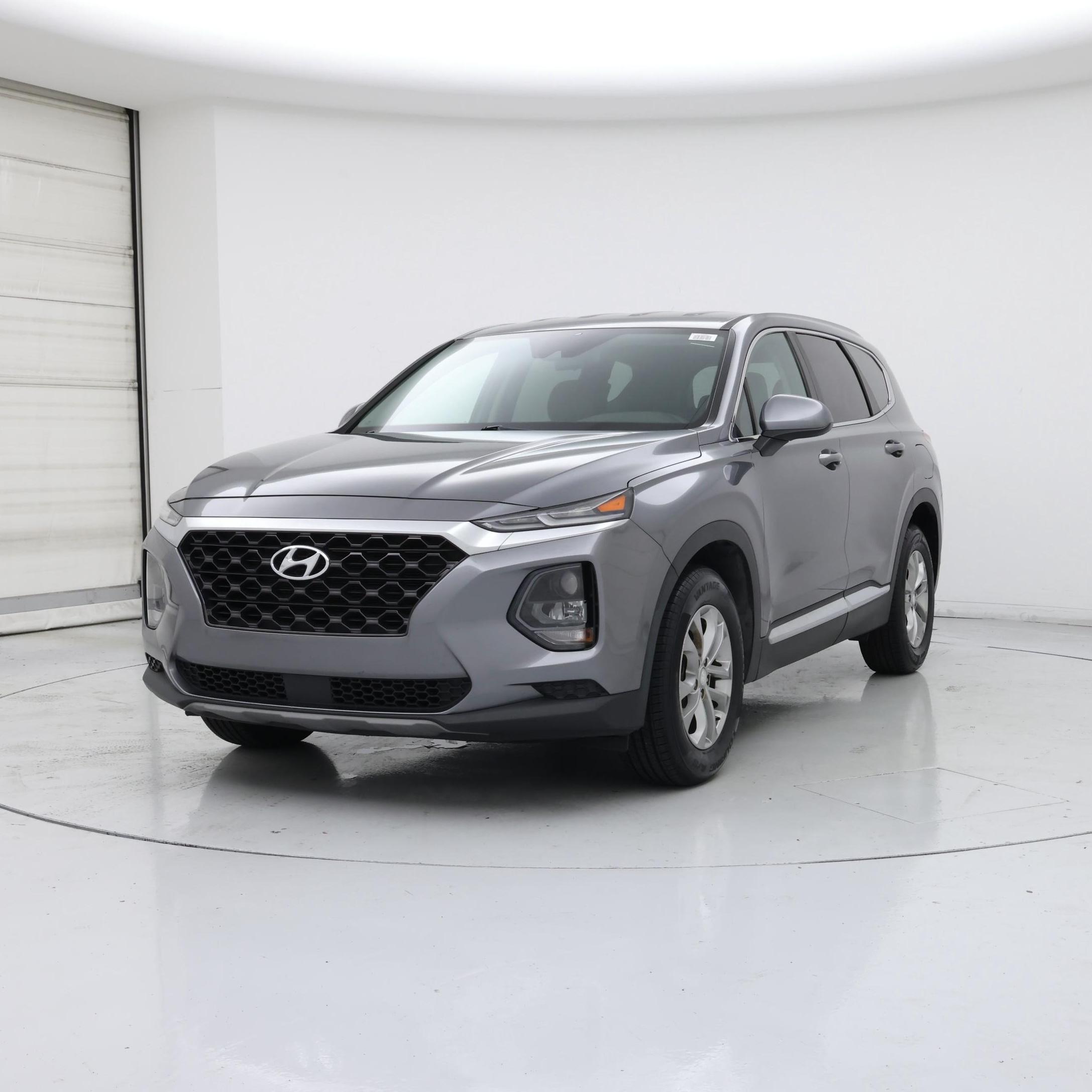 Thumbnail: 2019 Hyundai Santa Fe - 4