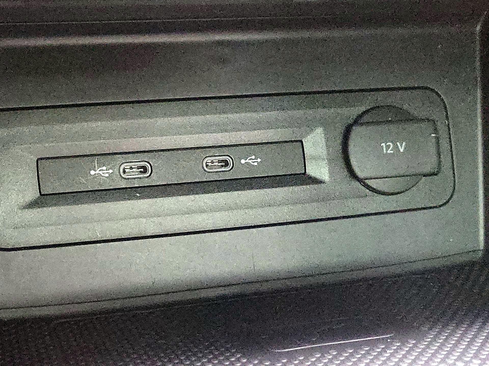 Thumbnail: 2022 Volkswagen Atlas - 18