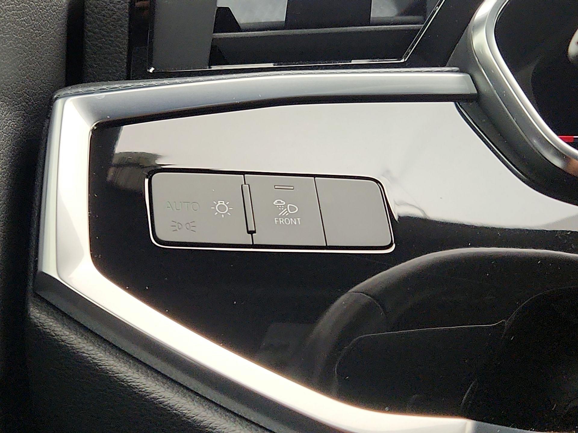 Thumbnail: 2022 Audi Q3 - 13