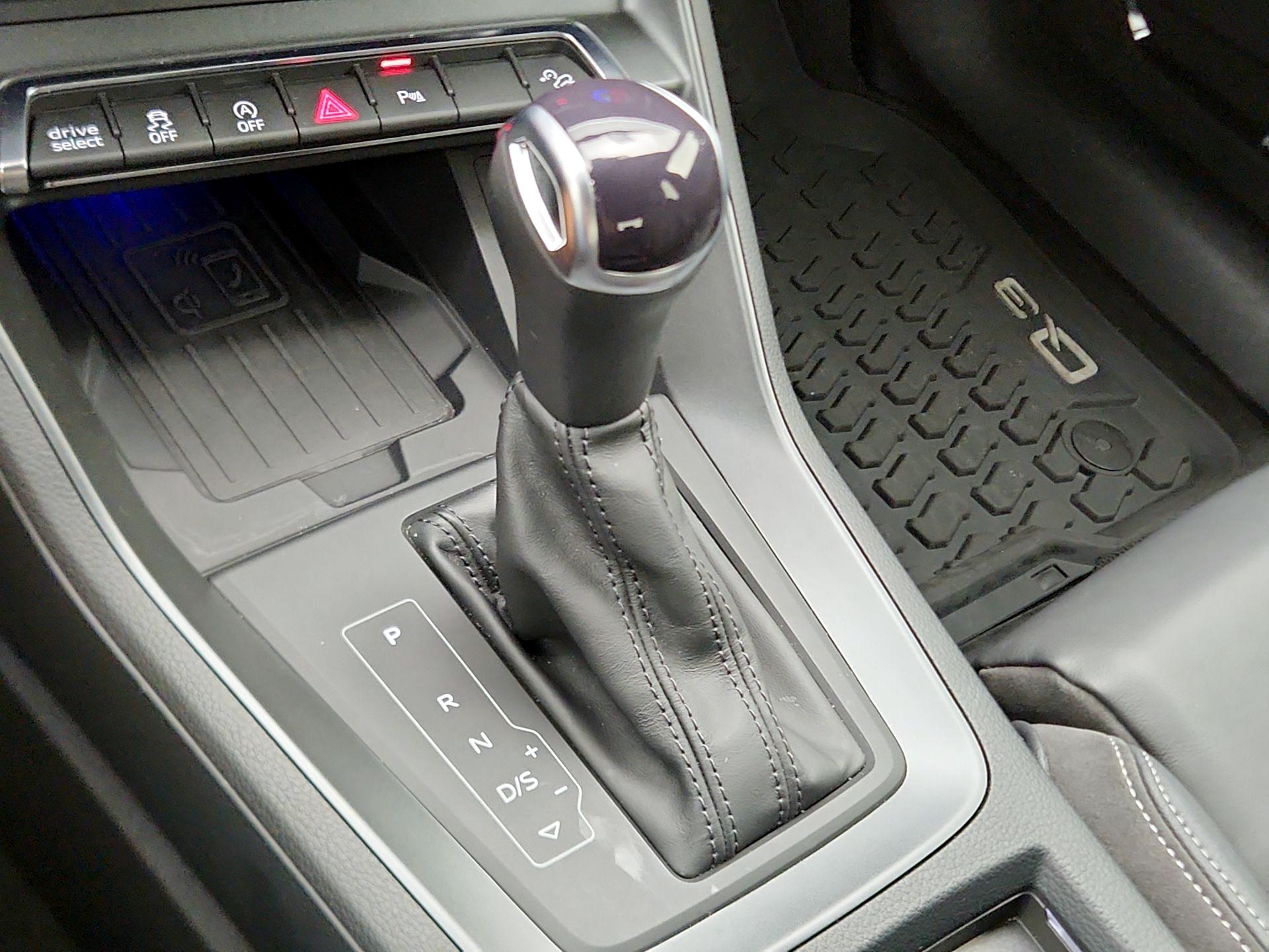 Thumbnail: 2022 Audi Q3 - 18