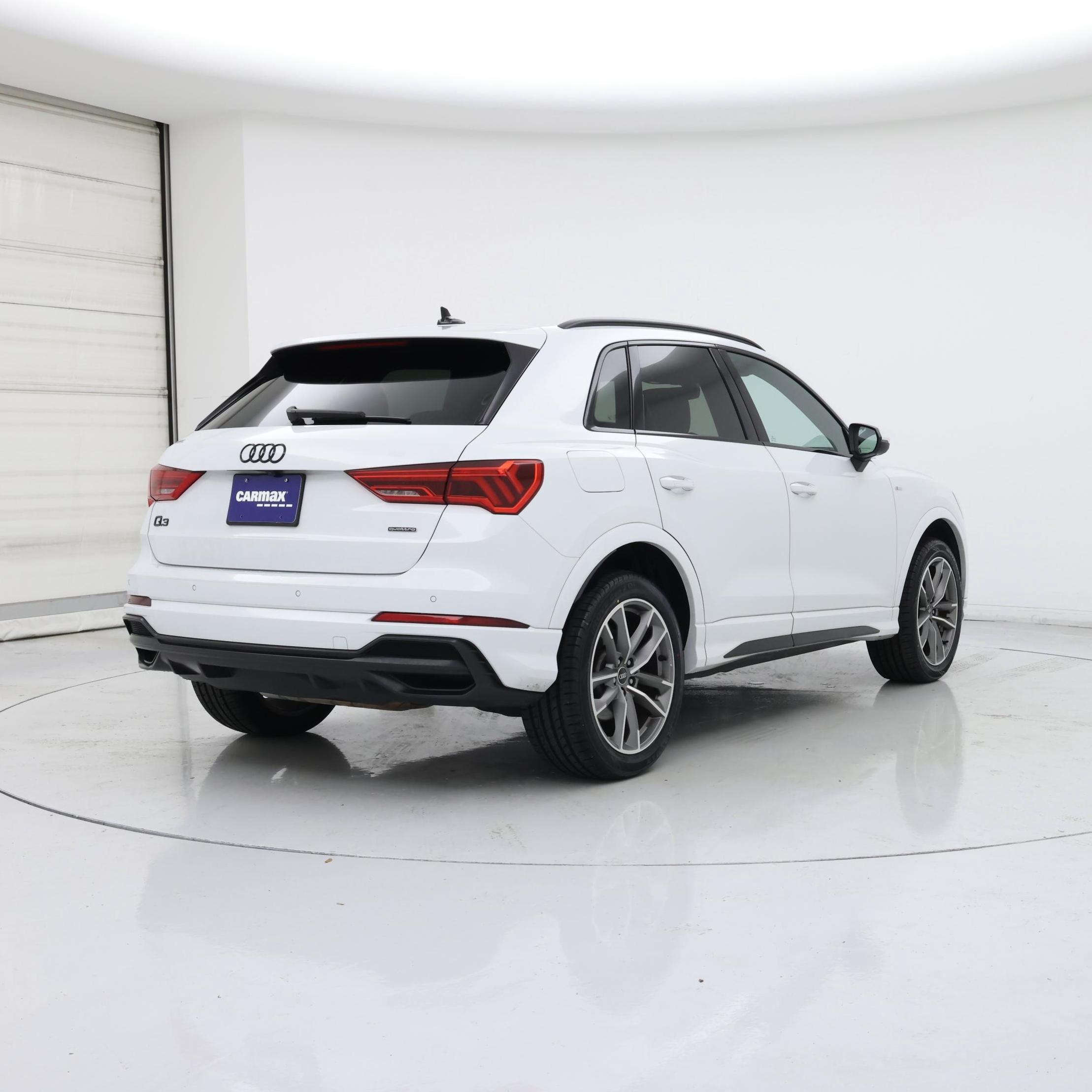 Thumbnail: 2022 Audi Q3 - 8