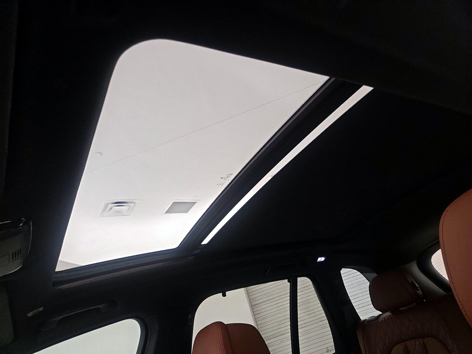 Thumbnail: 2021 BMW X5 - 20