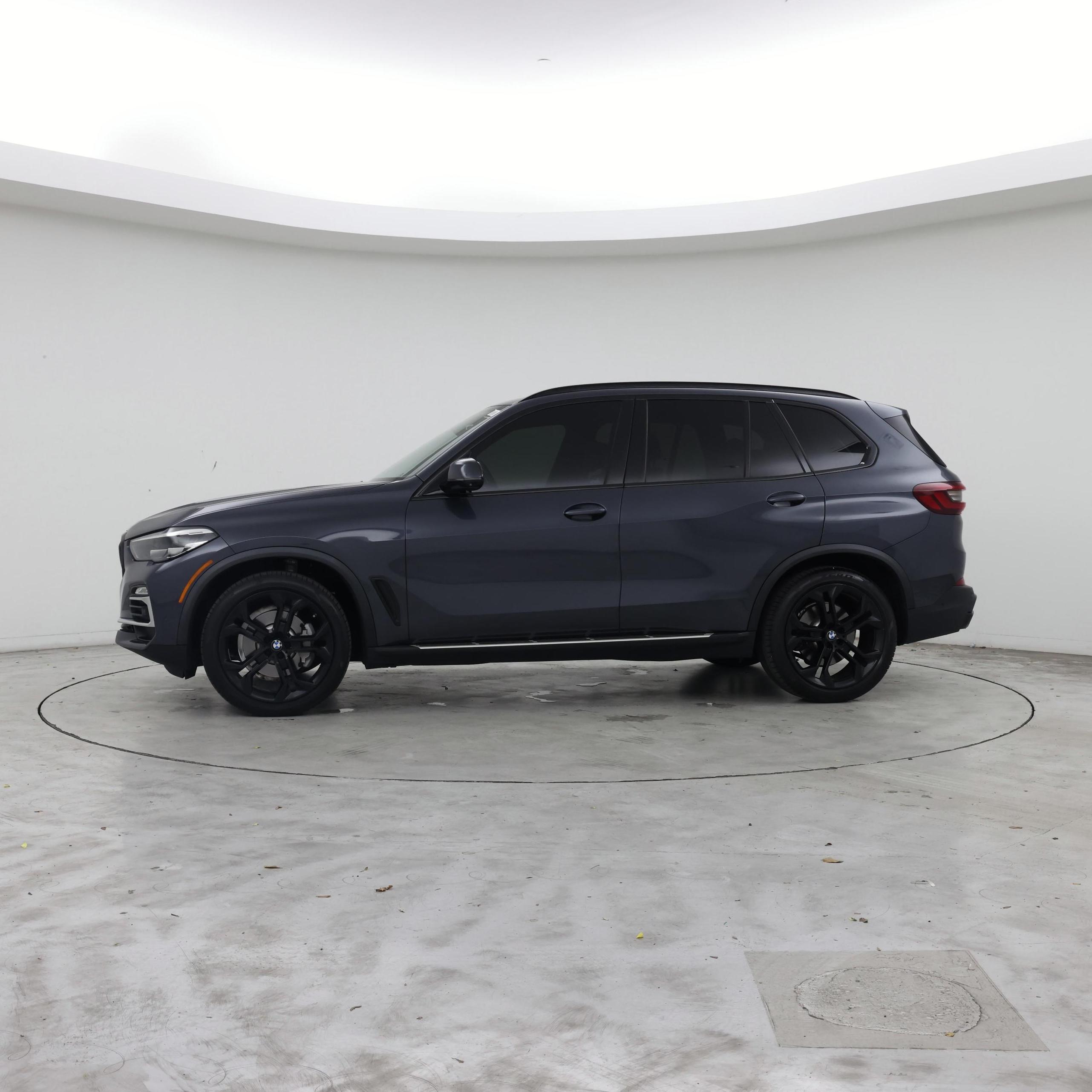 Thumbnail: 2021 BMW X5 - 3