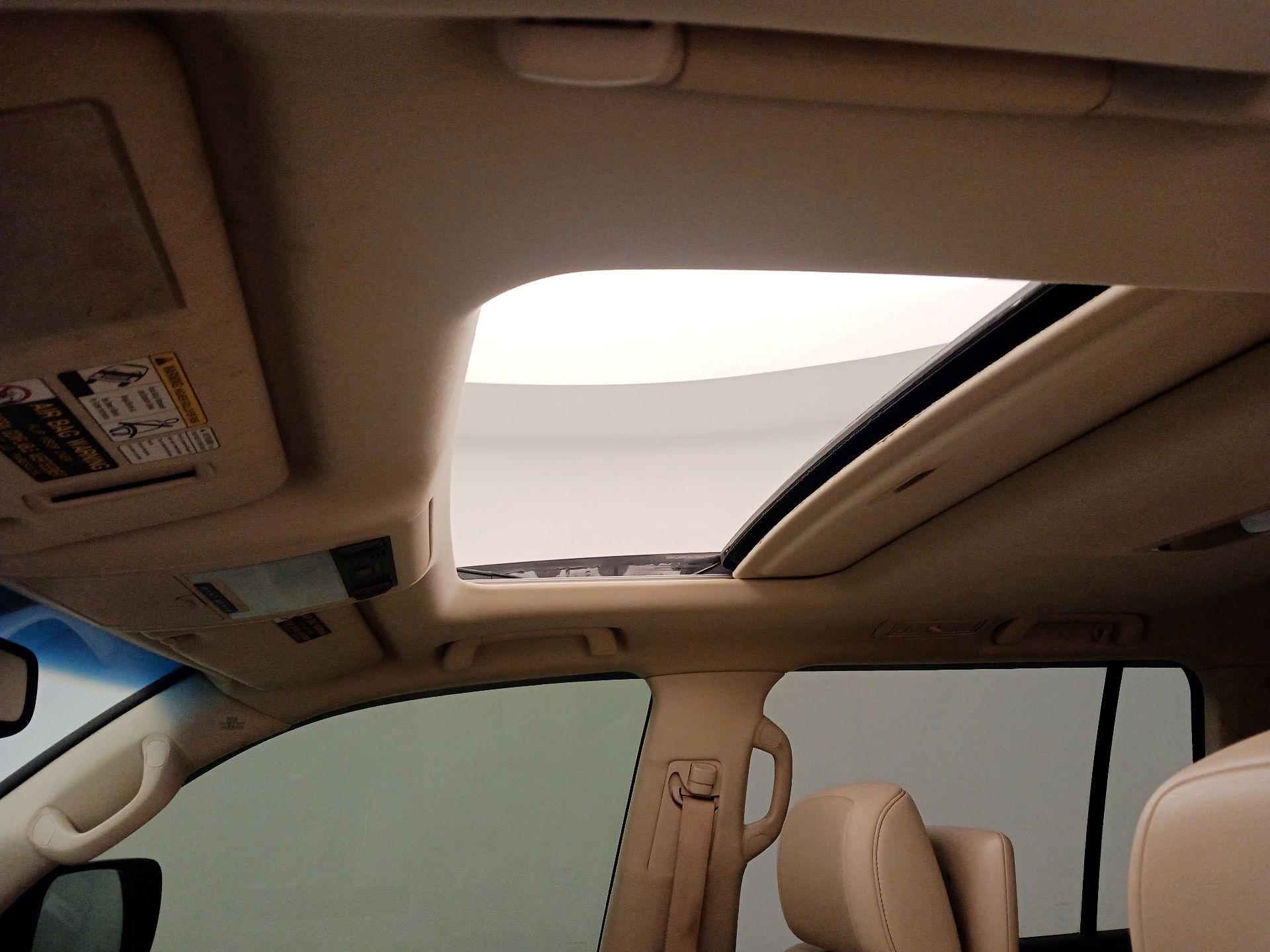 Thumbnail: 2015 Lexus LX - 20