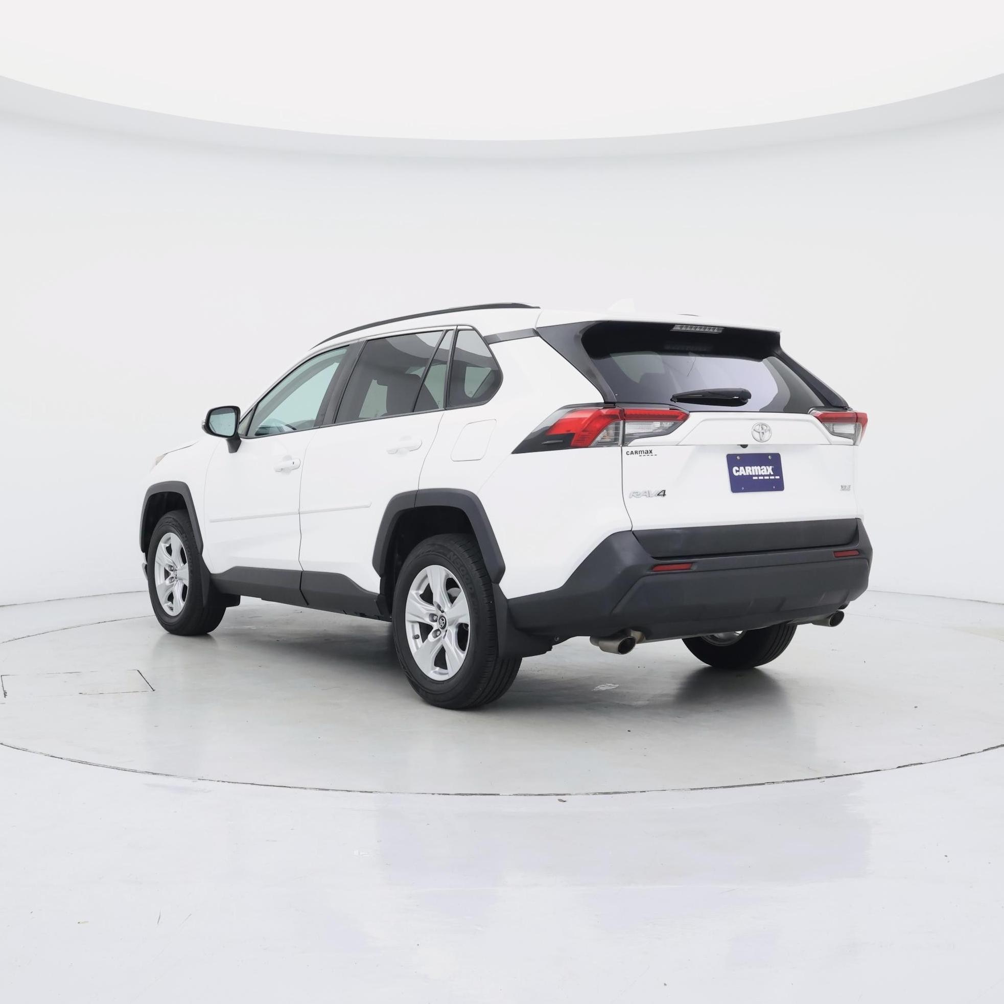 Thumbnail: 2019 Toyota RAV4 - 2
