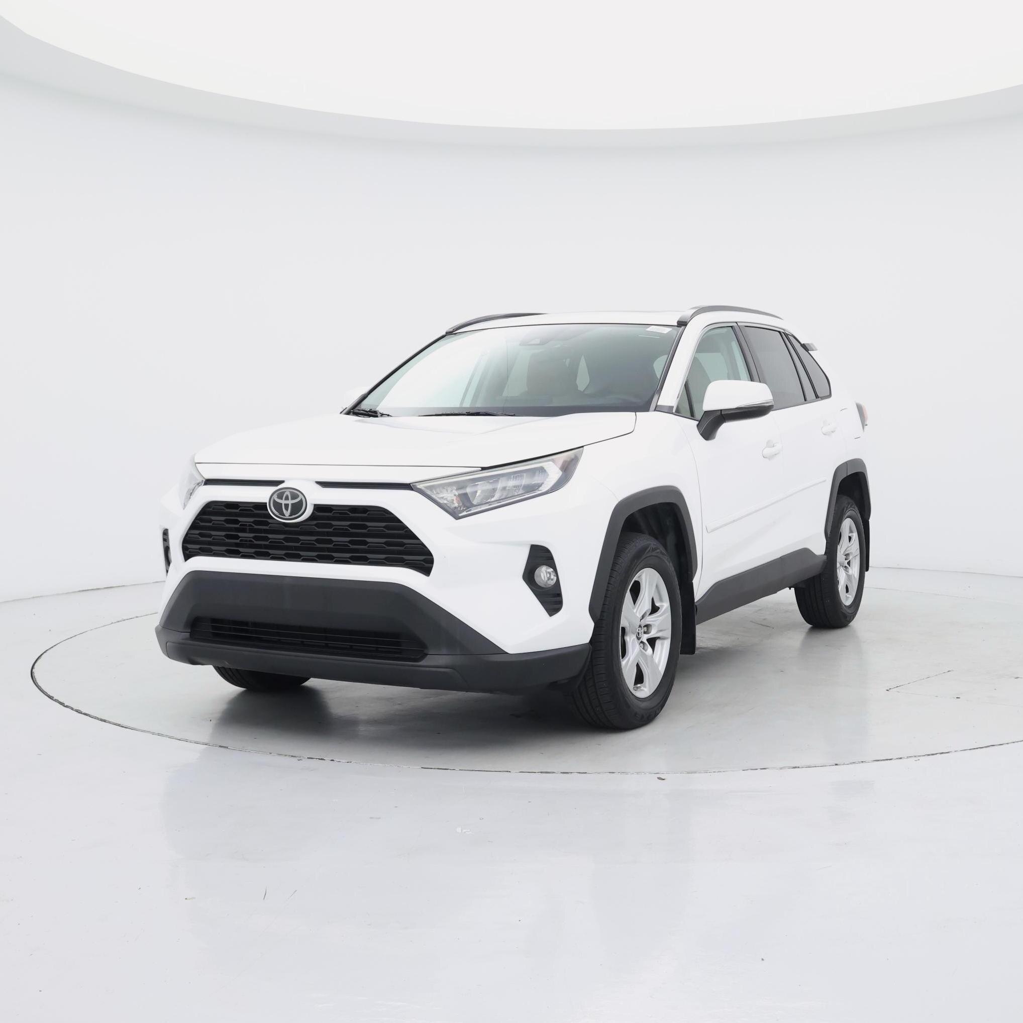 Thumbnail: 2019 Toyota RAV4 - 4