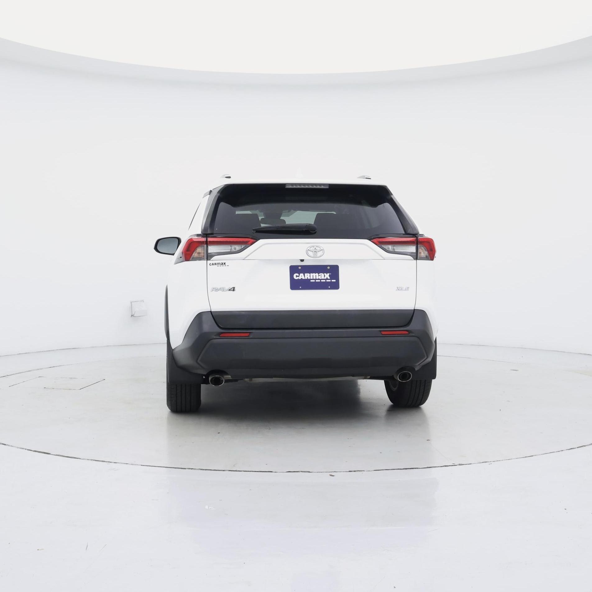 Thumbnail: 2019 Toyota RAV4 - 6